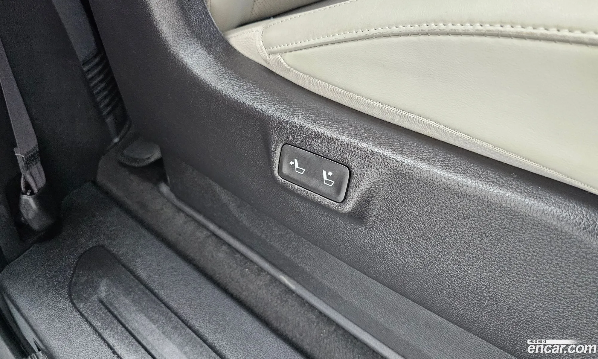 Kia Carnival 2021 KNANE81BBNS162557 — 9