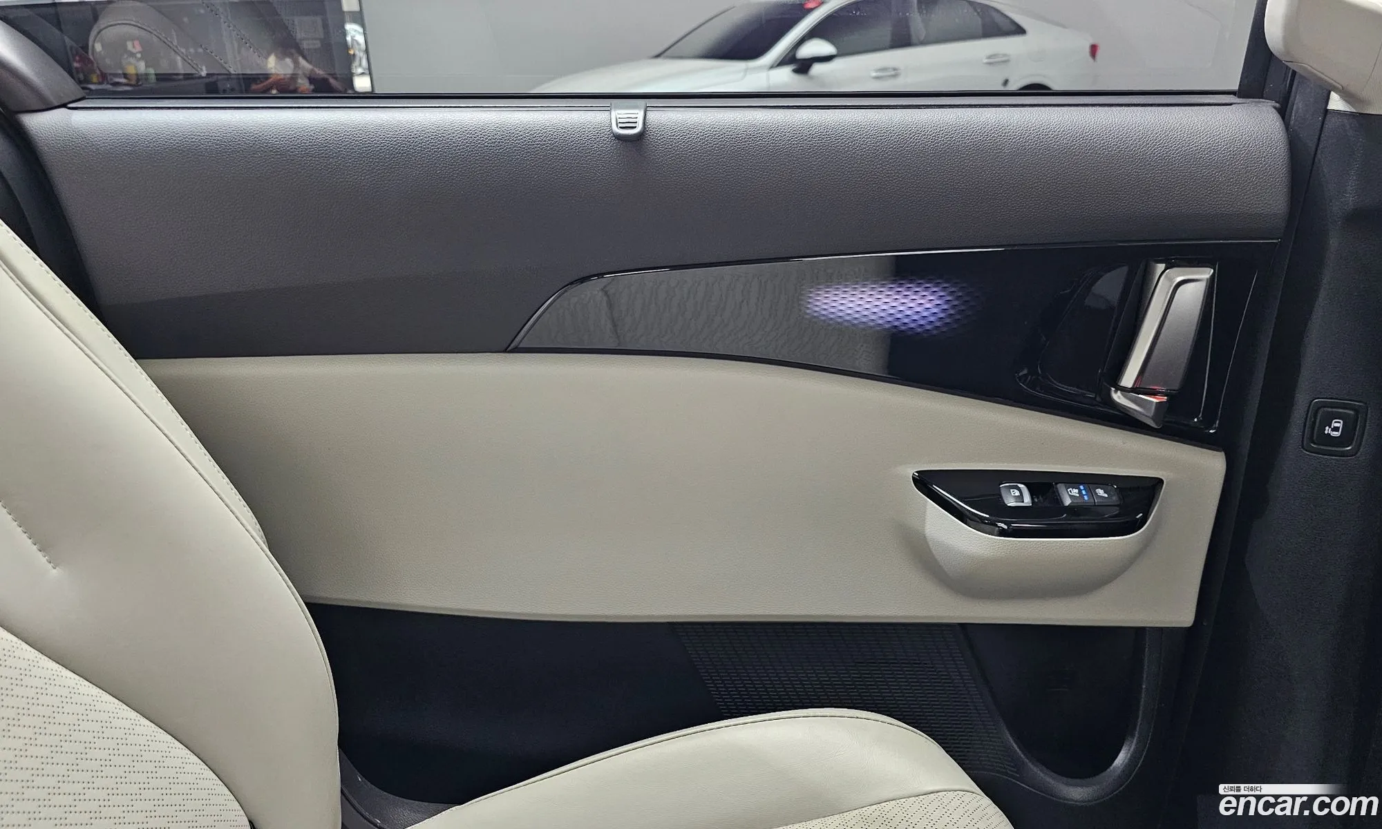 Kia Carnival 2021 KNANE81BBNS162557 — 5