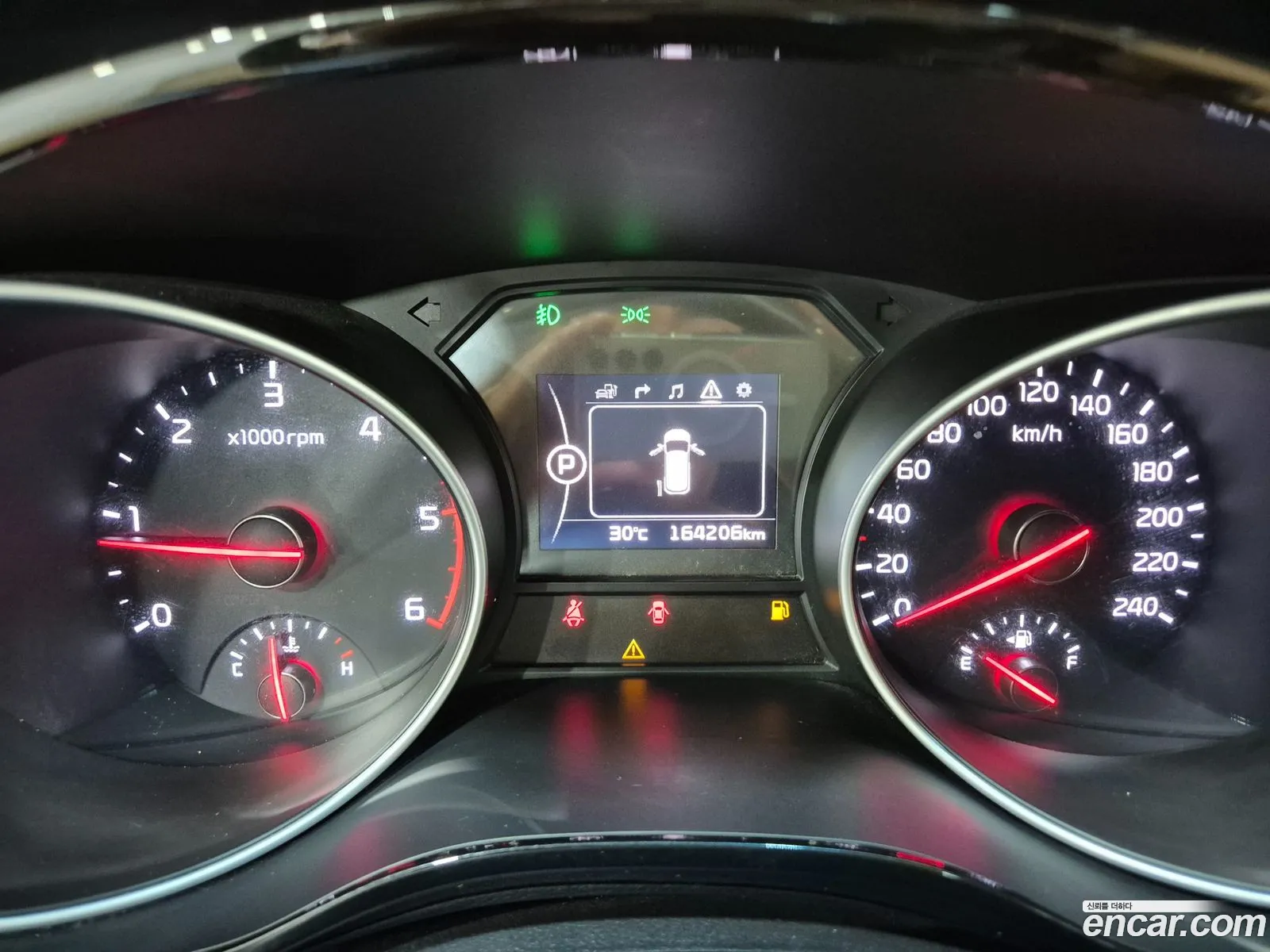 Kia Carnival 2015 — 6