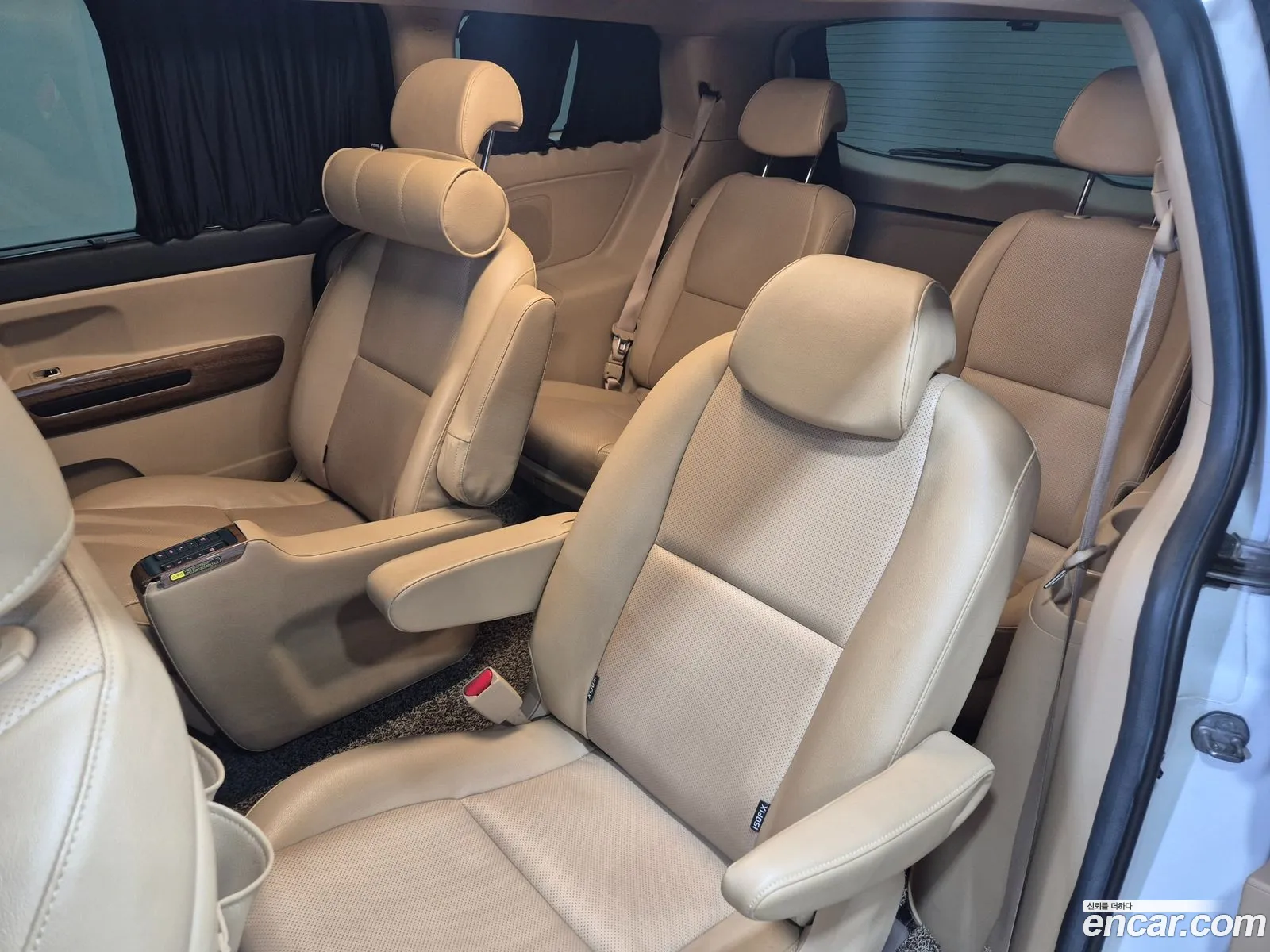 Kia Carnival 2015 — 13