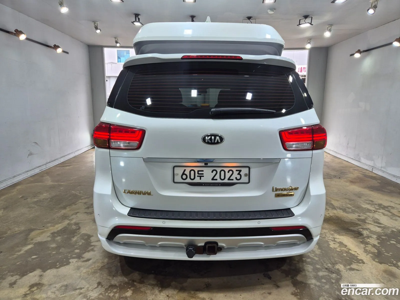 Kia Carnival 2015 — 14