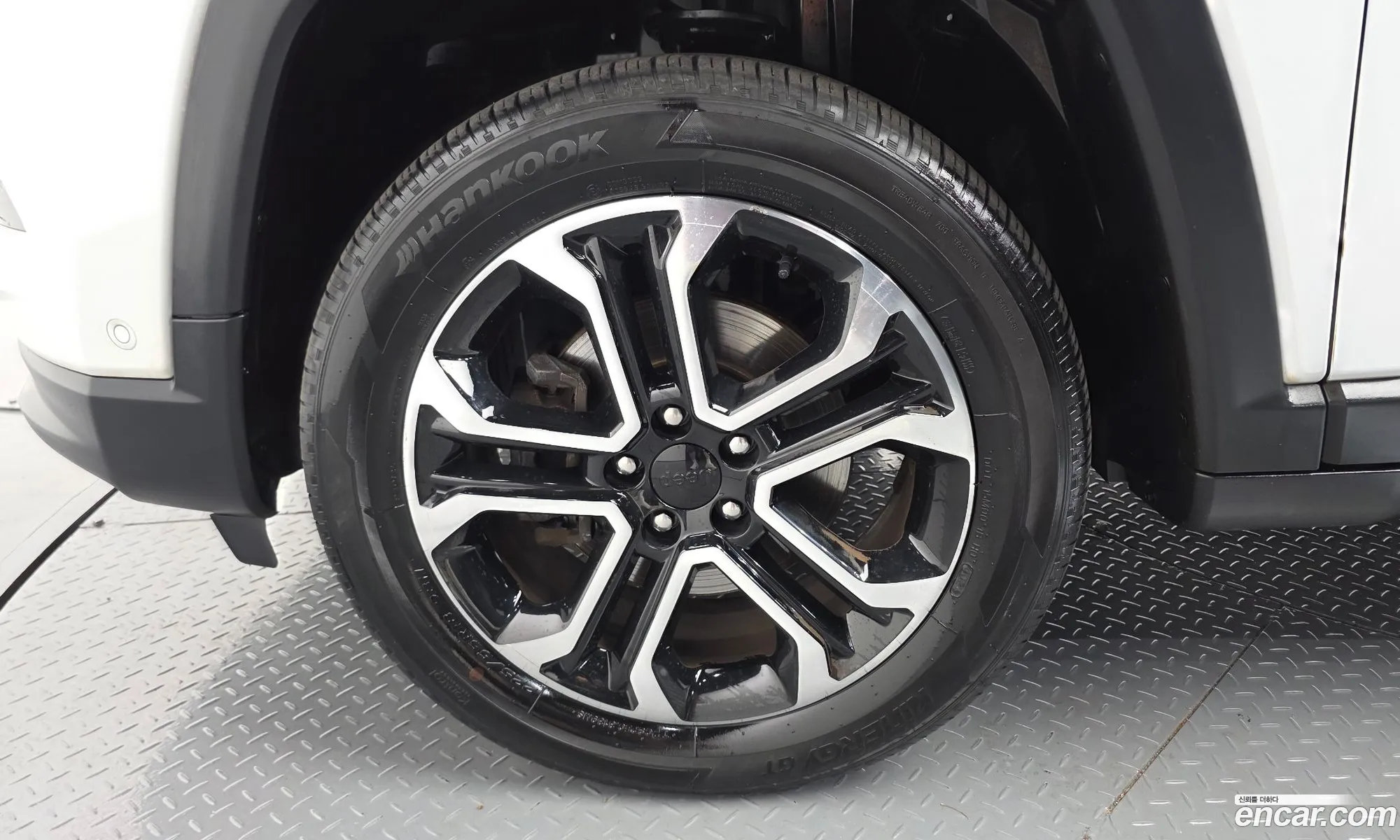 Jeep Compass 2022 3C4NJDCB1NT175620 — 25