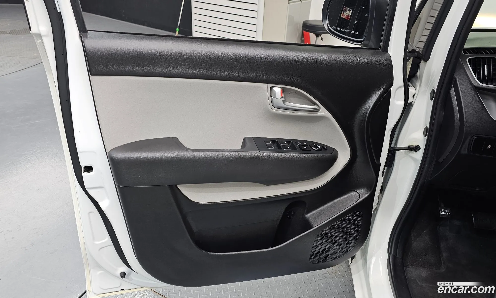 Kia Ray 2022 KNACF911BNT295153 — 13