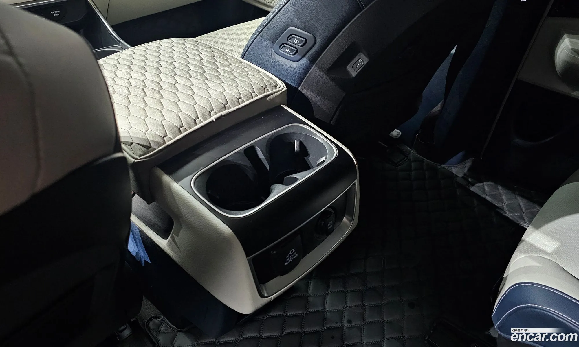 Kia Carnival 2024 KNANE81ABSS025933 — 35