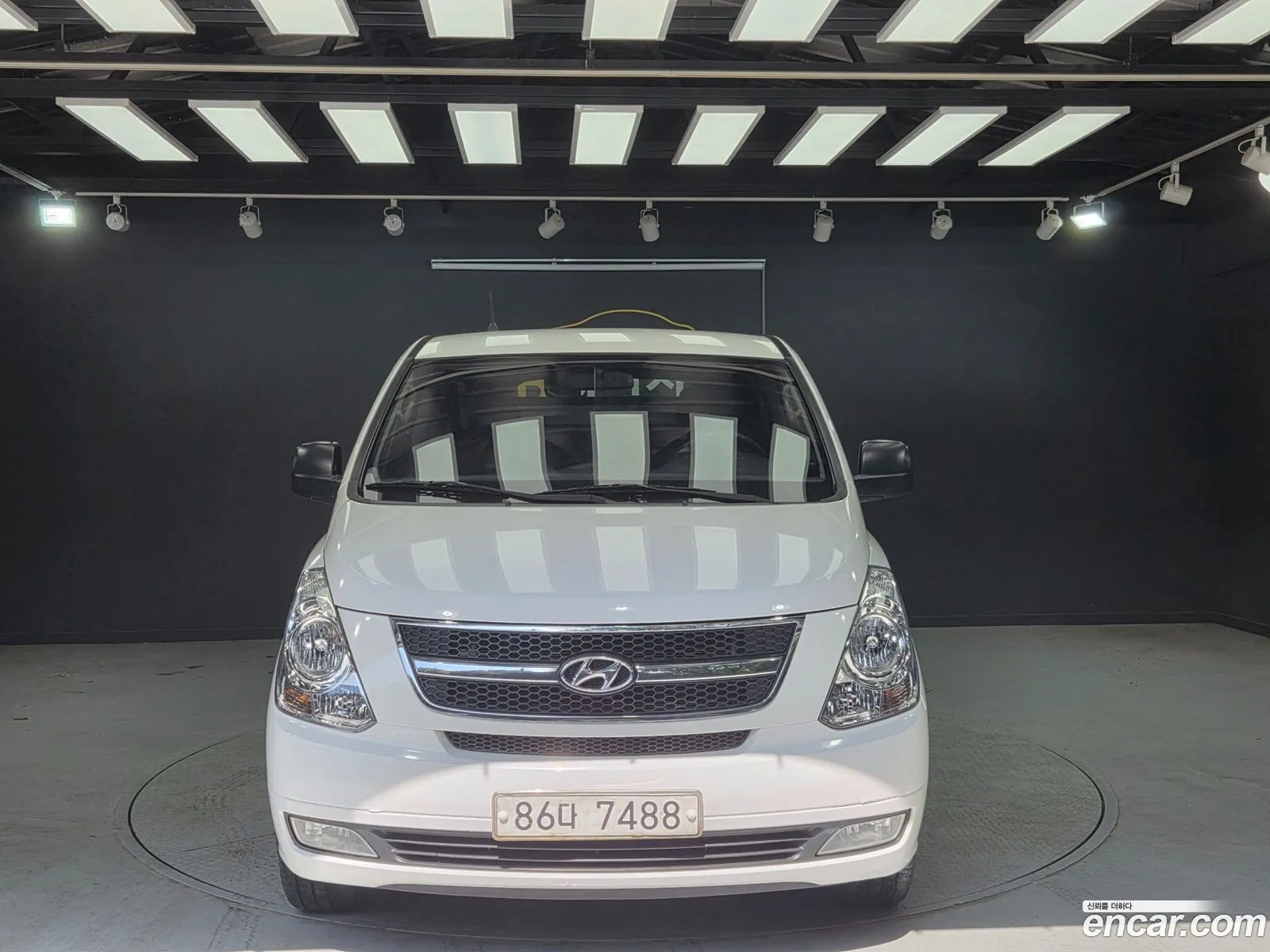 Hyundai Grand Starex 2014 — 15