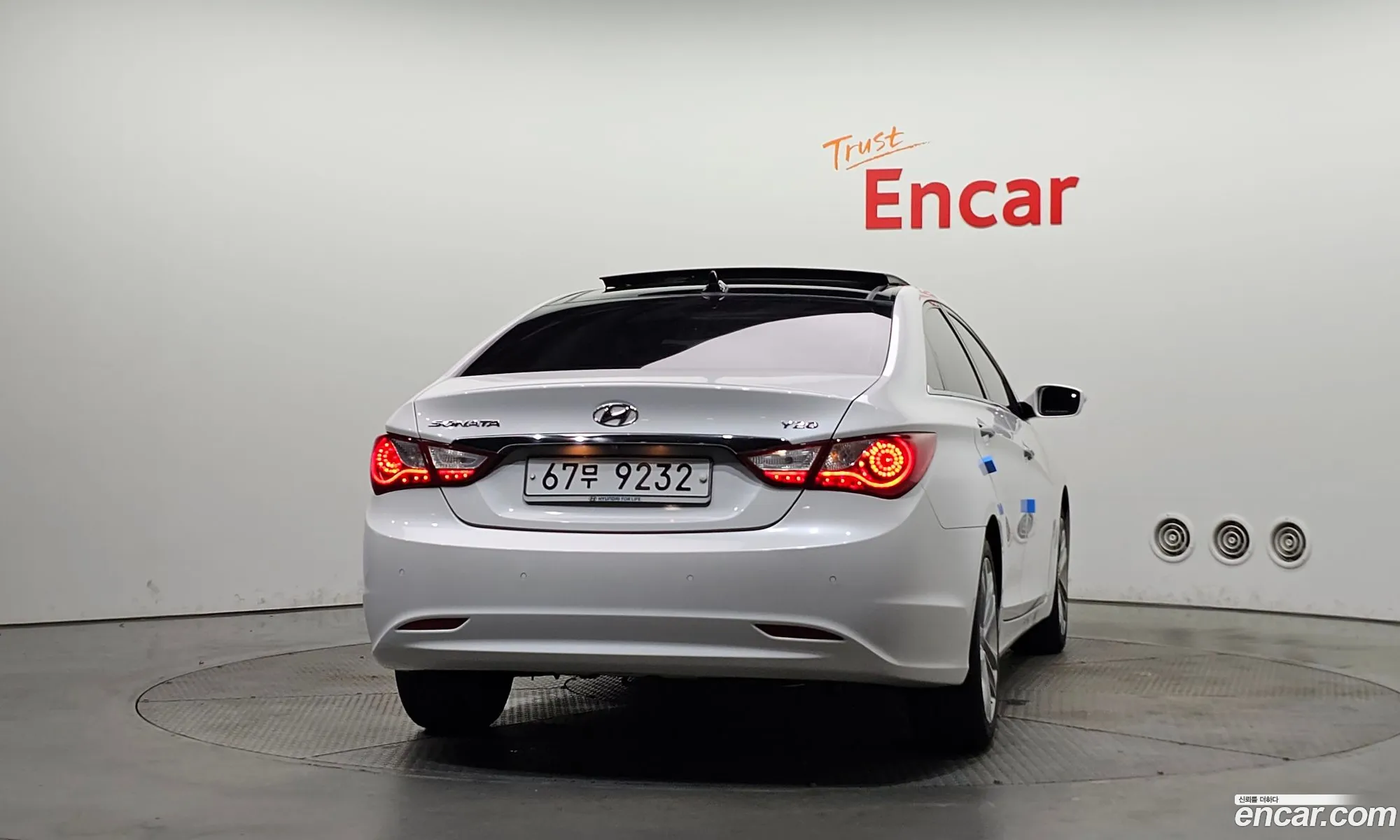 Hyundai YF Sonata