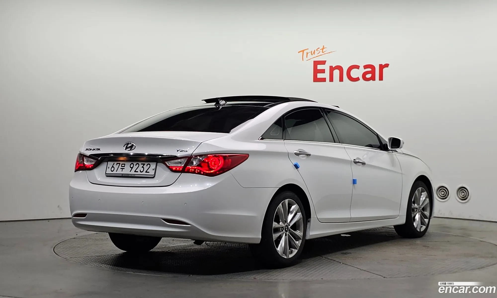 Hyundai YF Sonata
