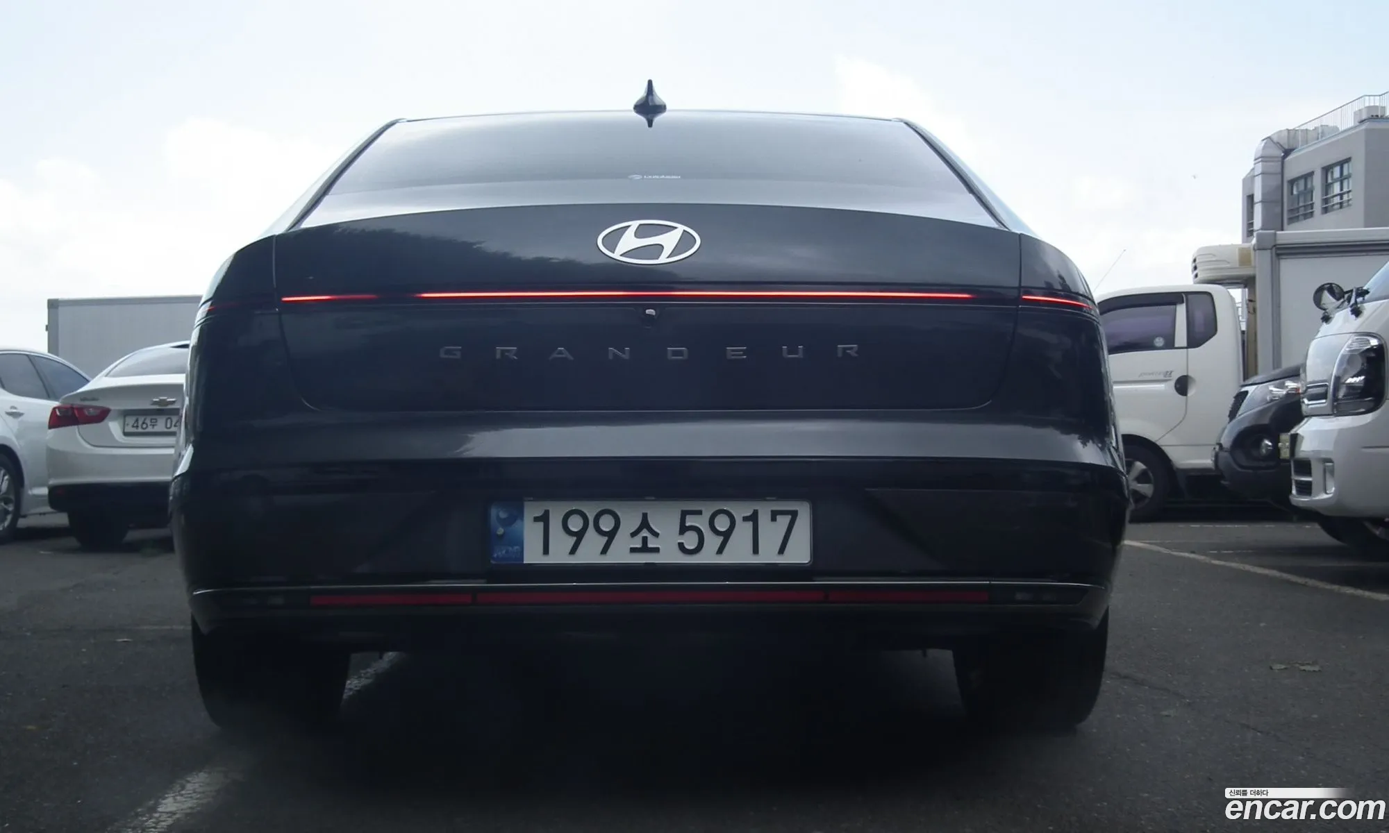 Hyundai Grandeur Hybrid 2024 — 11