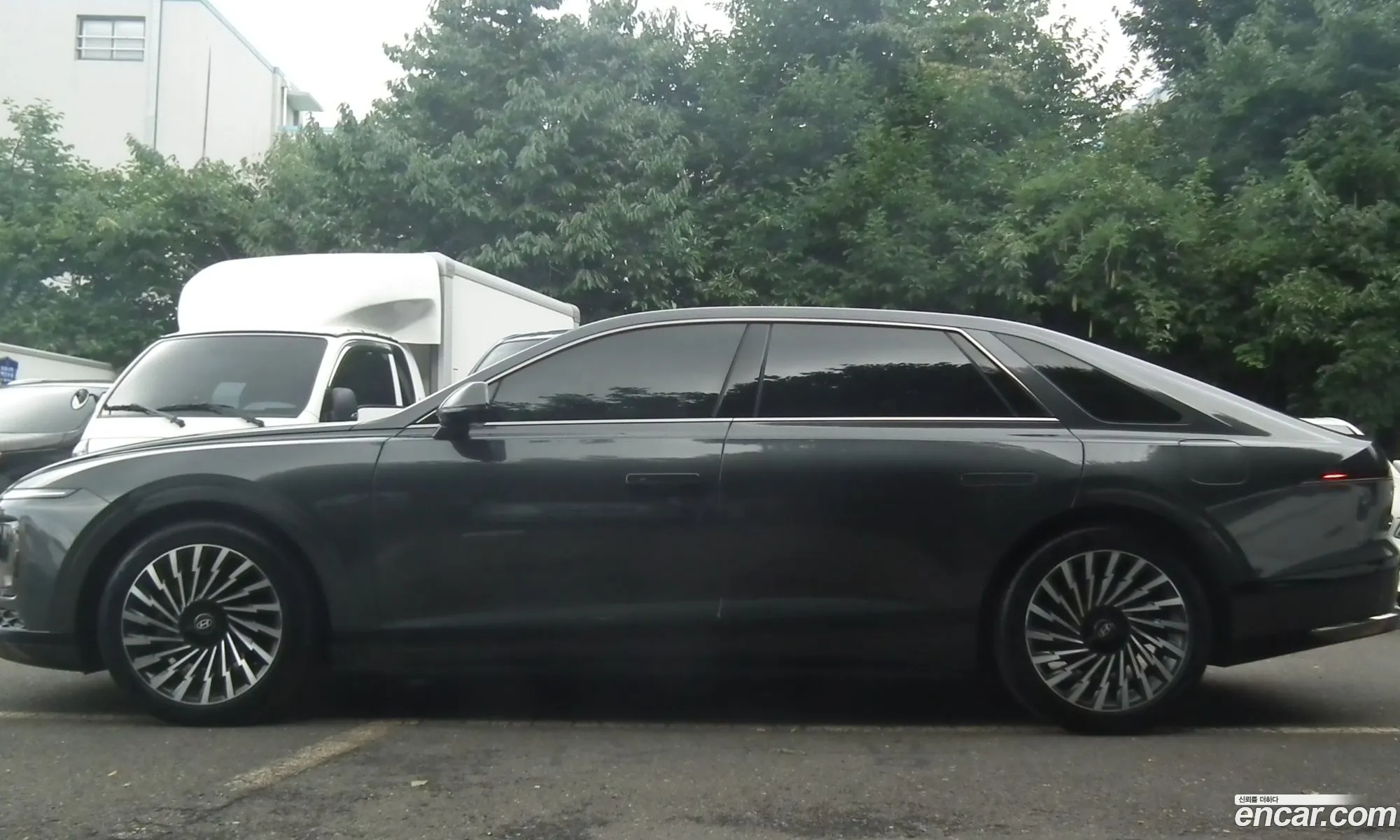 Hyundai Grandeur Hybrid 2024 — 2