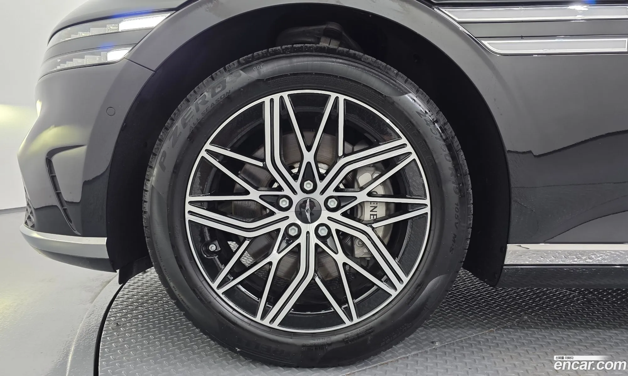 Genesis G90 2024 KMTFA41DDRU043248 — 19