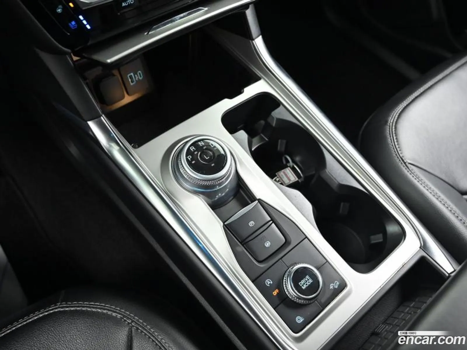 Ford Explorer 6th Gen 2023 — 15
