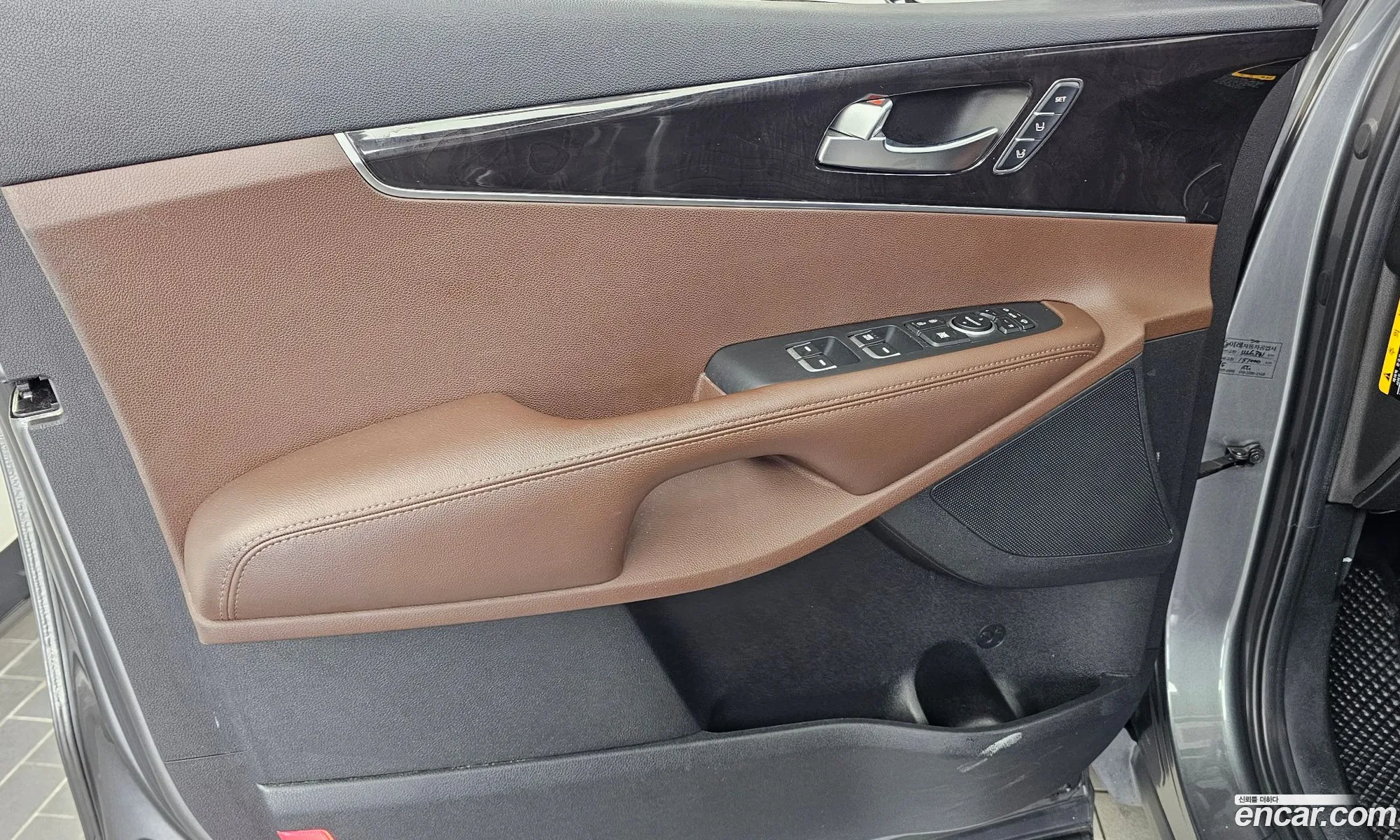Kia Sorento 2014 KNAPK81BBFA005091 — 6