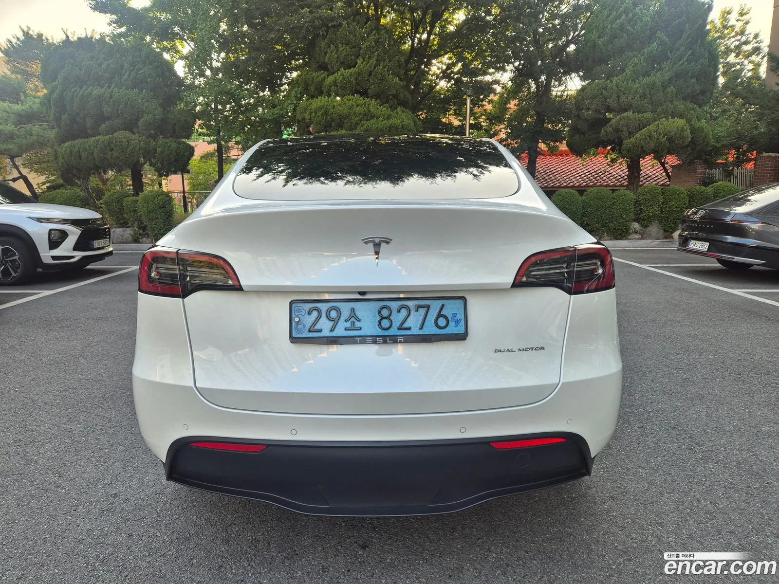 Tesla Model Y 2022 — 10
