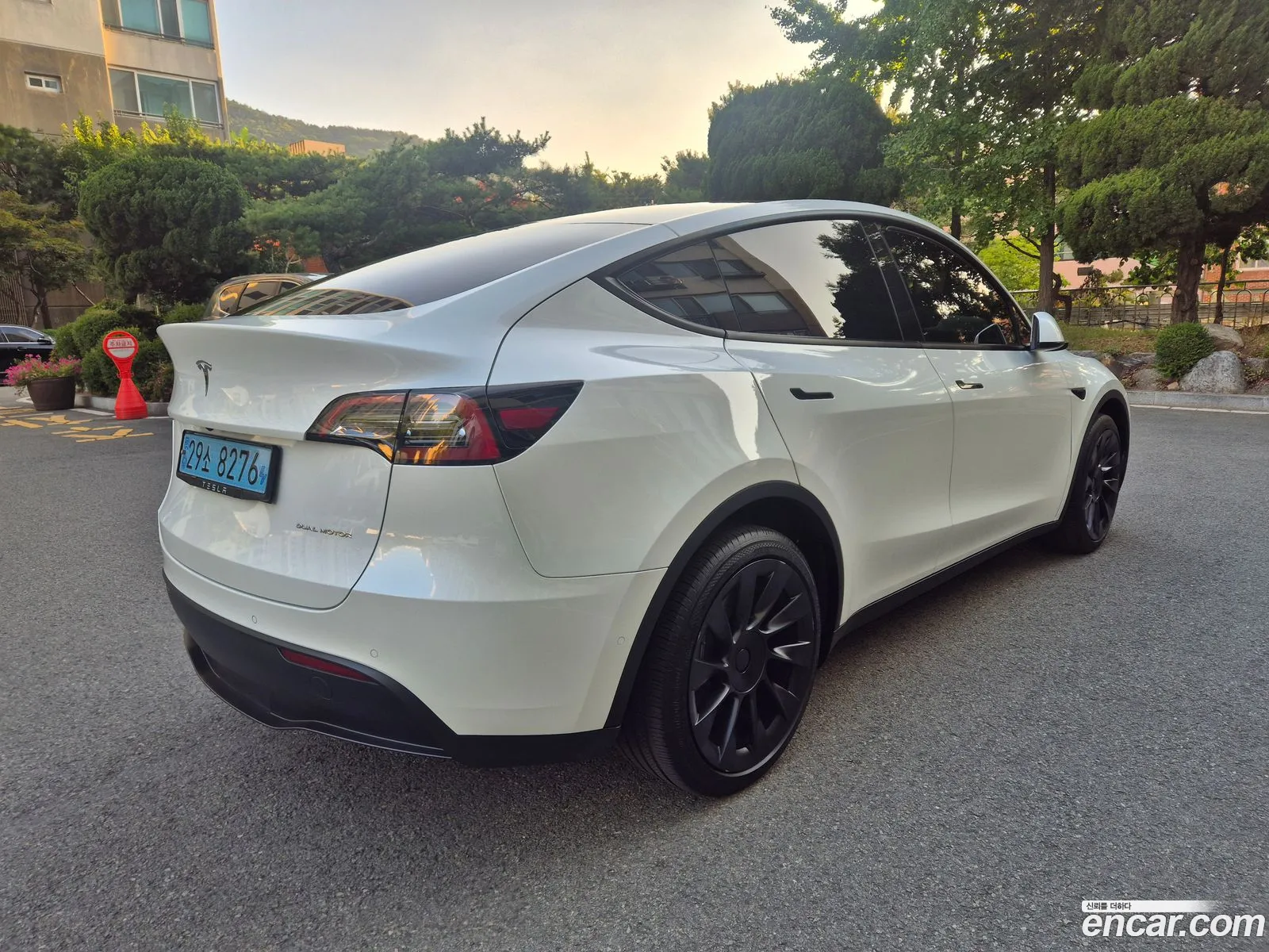 Tesla Model Y 2022 — 7