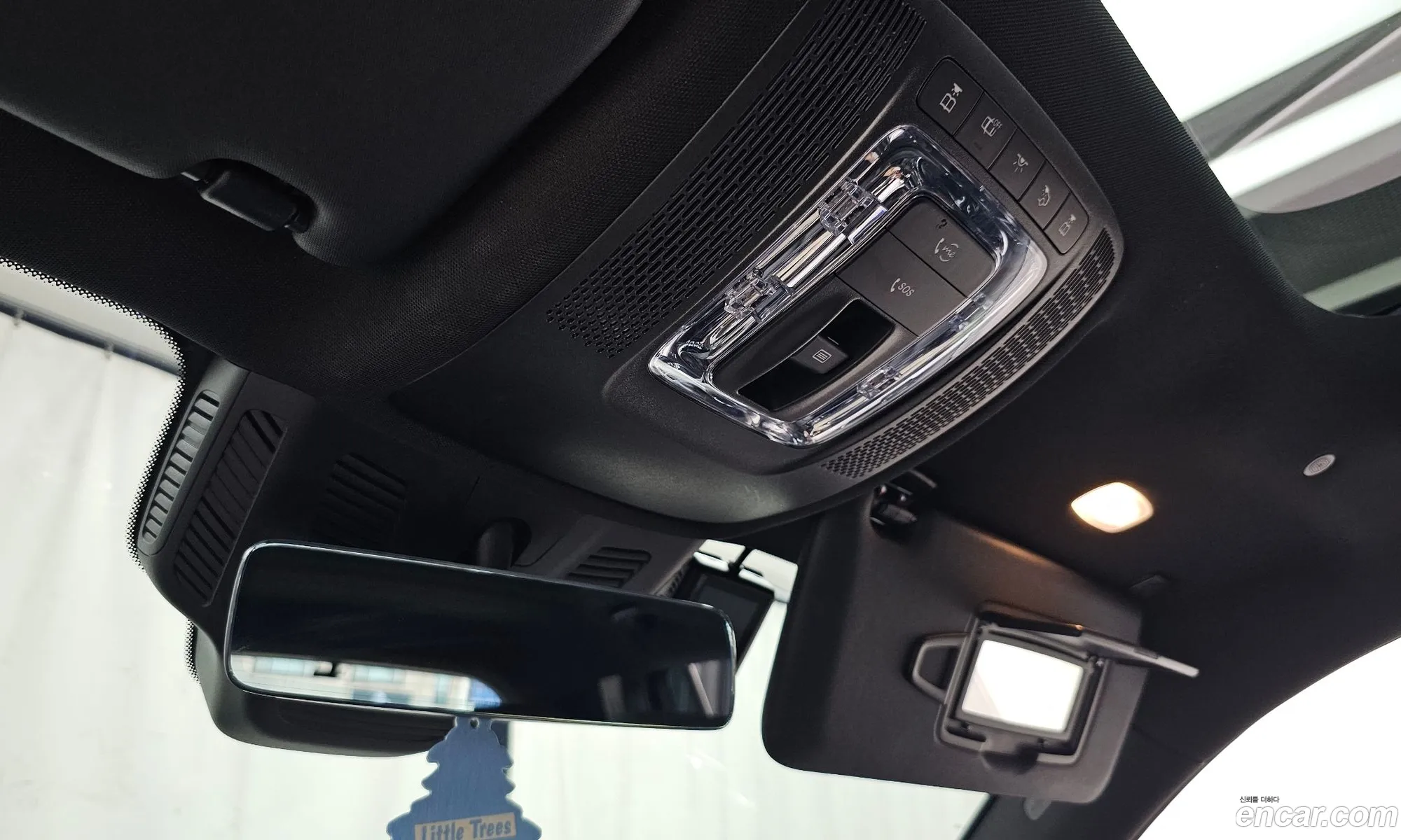 Mercedes-Benz GLB-Class X247 2024 — 27