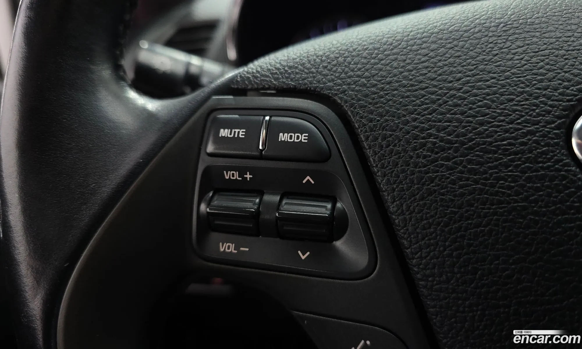 Kia K3 2015 KNAFX412BFA499075 — 23