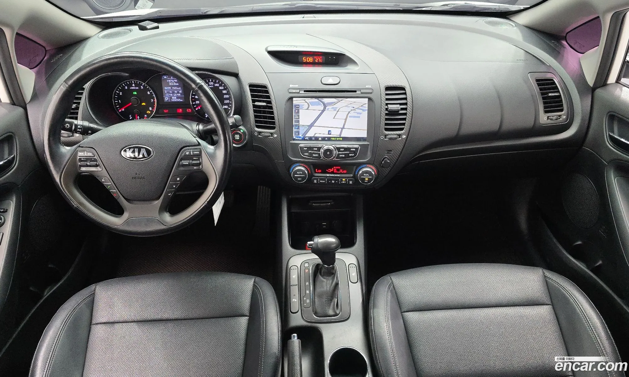 Kia K3 2015 KNAFX412BFA499075 — 29