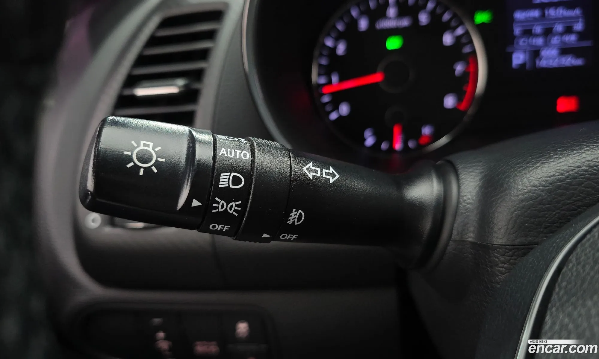 Kia K3 2015 KNAFX412BFA499075 — 17