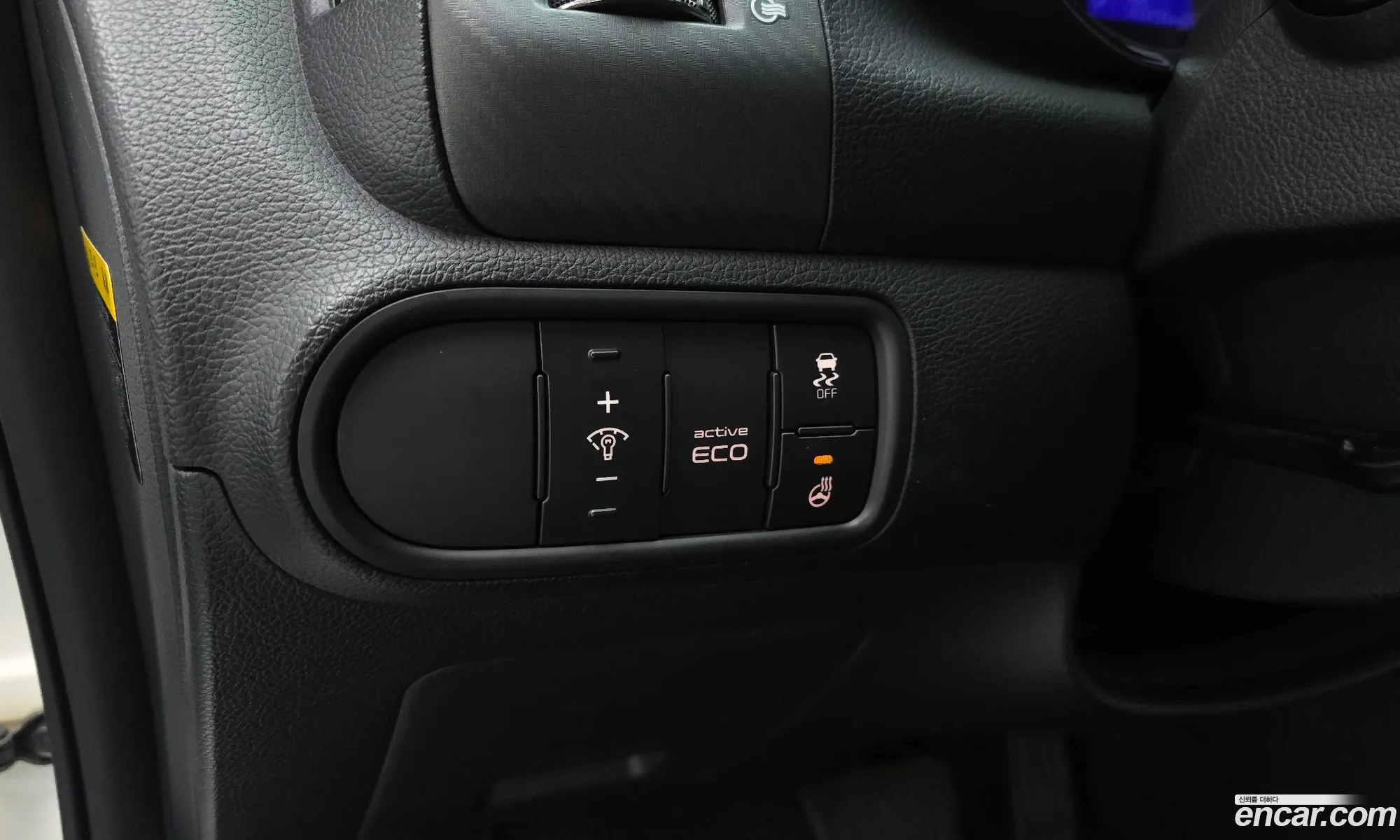 Kia K3 2015 KNAFX412BFA499075 — 30