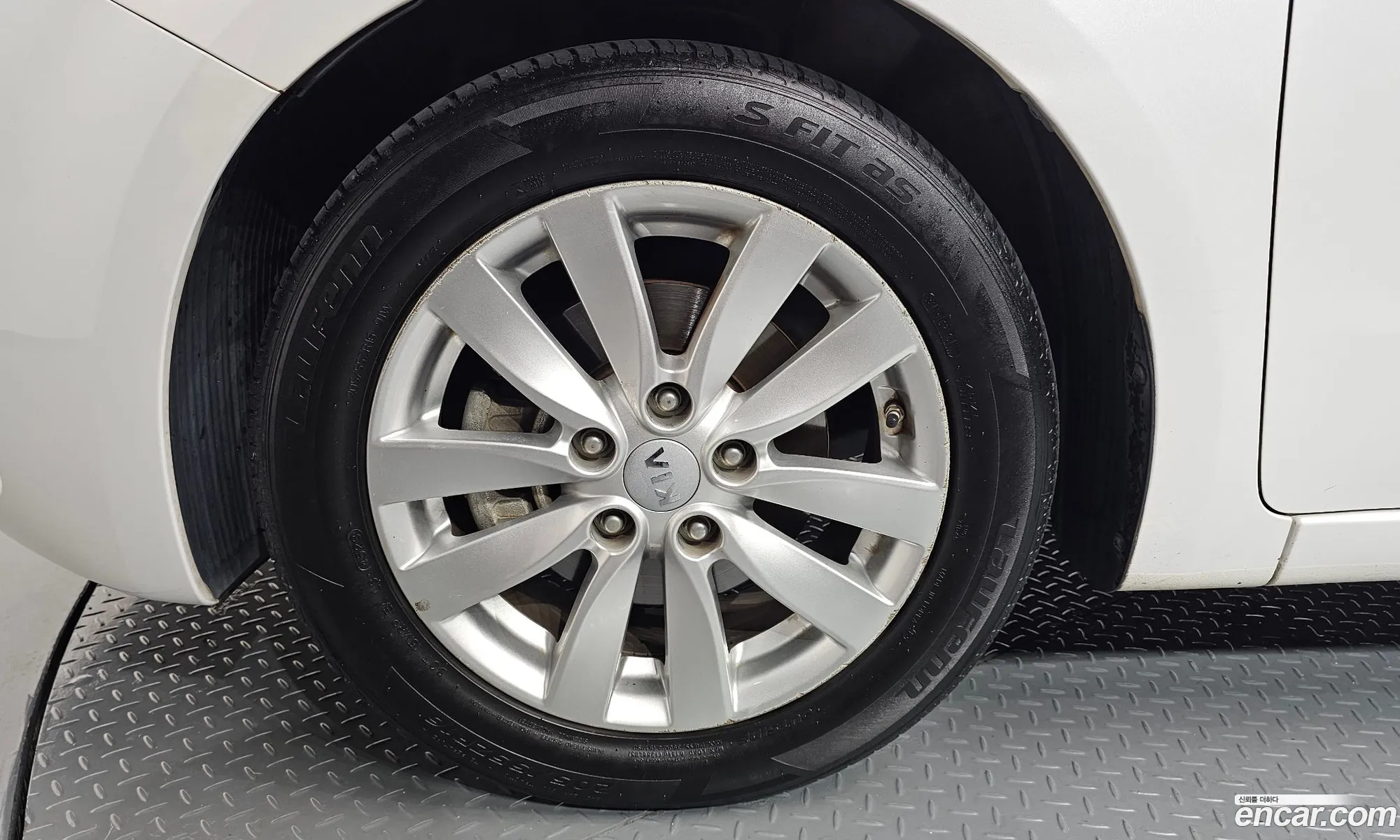 Kia K3 2015 KNAFX412BFA499075 — 20