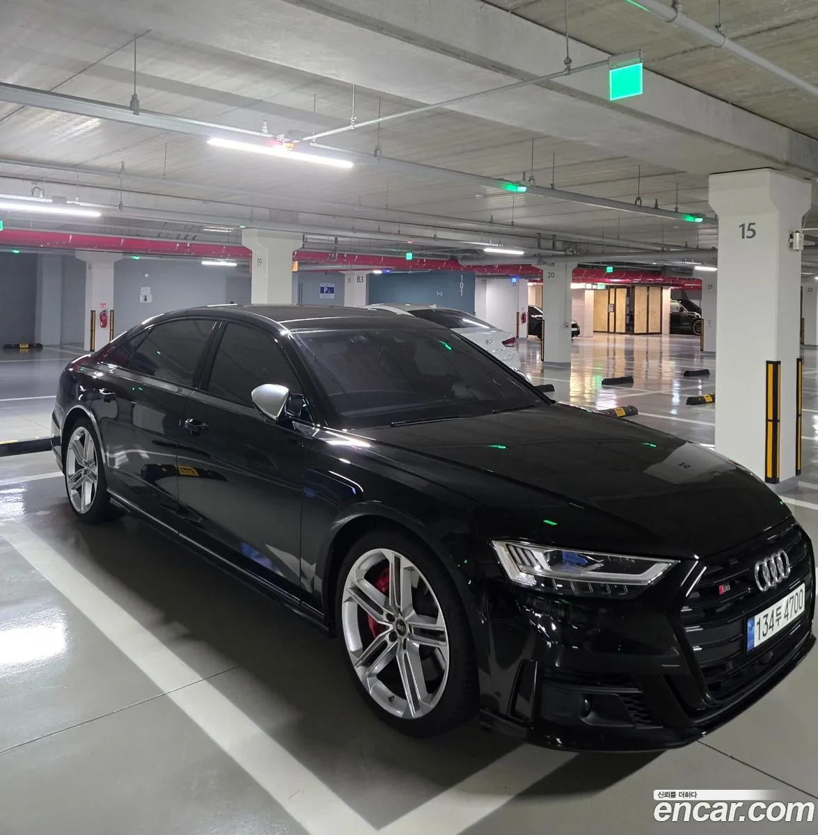 Audi S8 2021 — 3