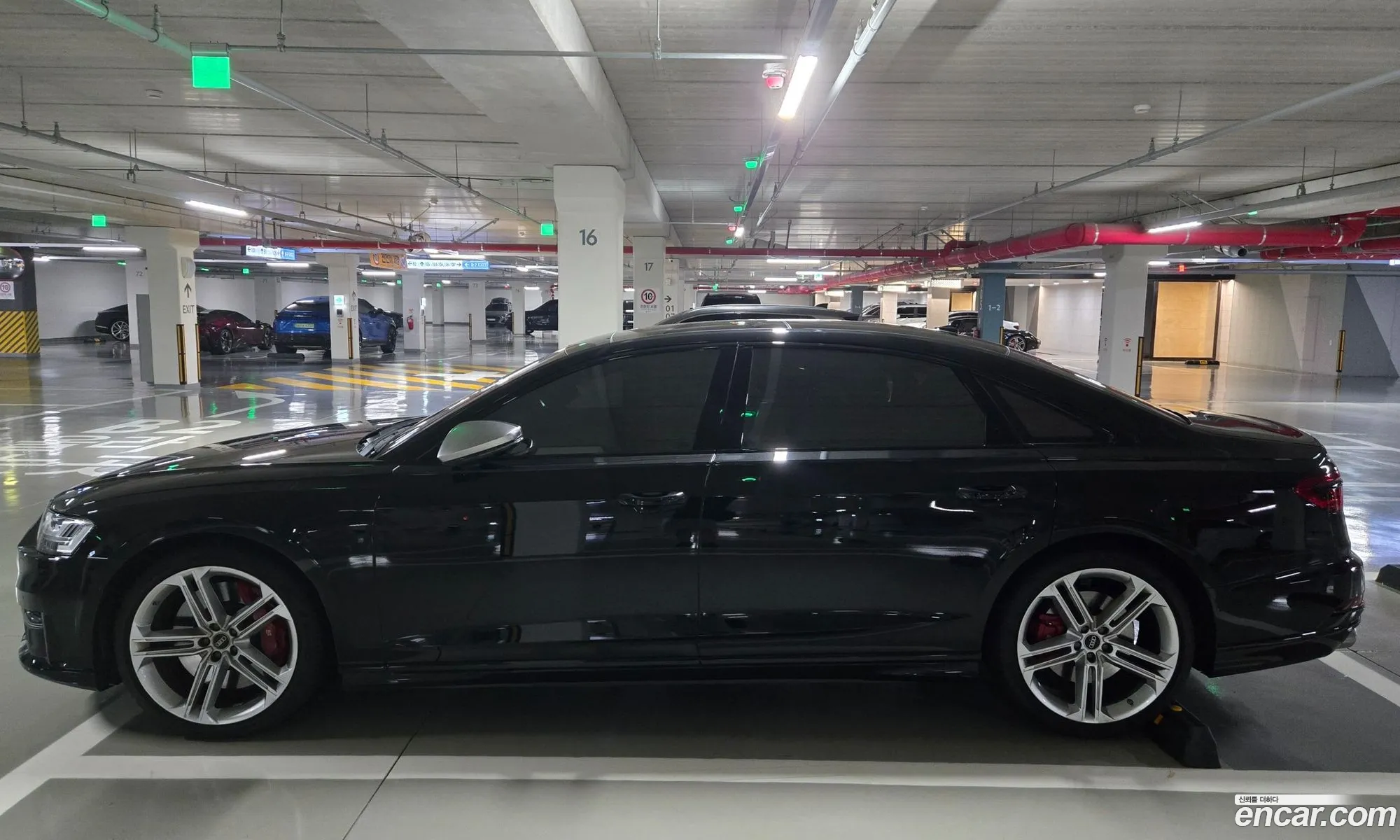 Audi S8