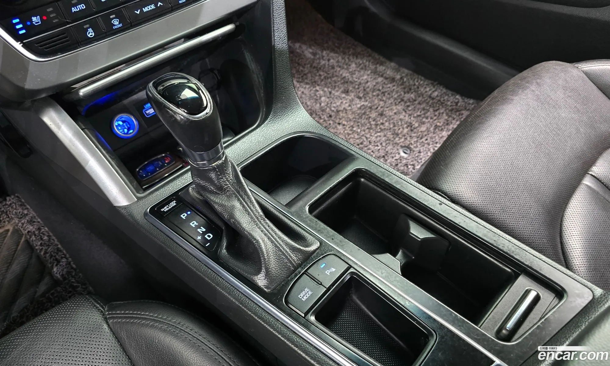 Hyundai LF Sonata 2014 — 18