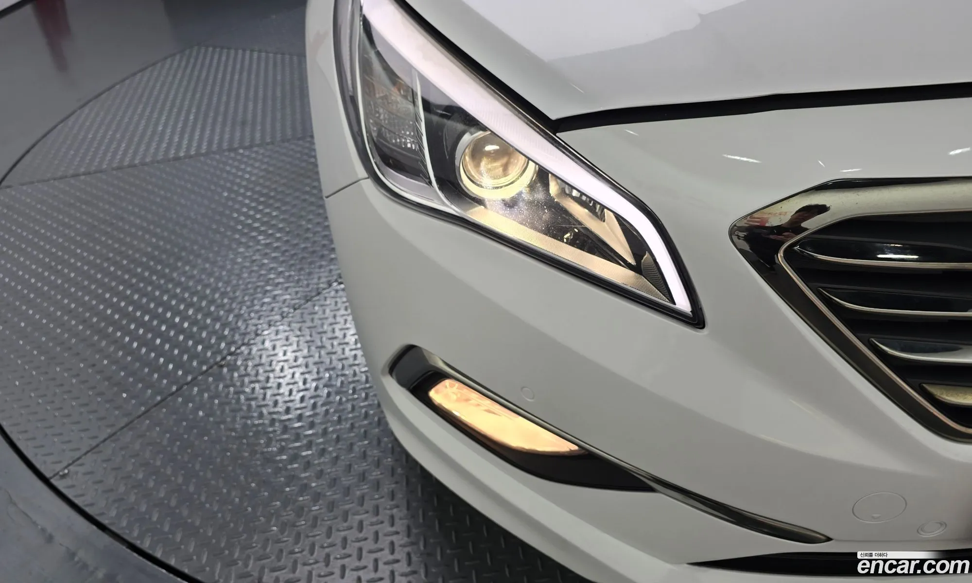 Hyundai LF Sonata 2014 — 26