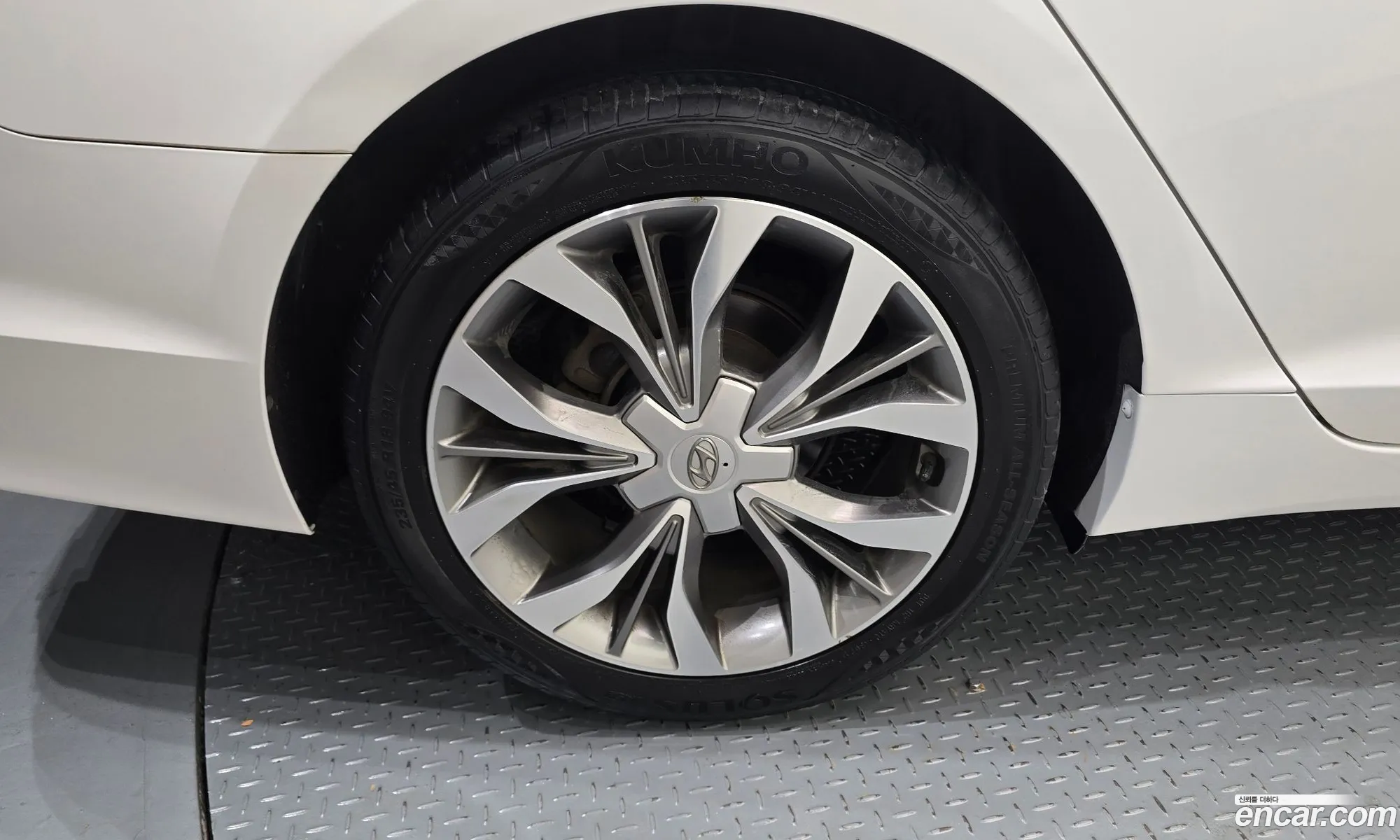 Hyundai LF Sonata 2014 — 3