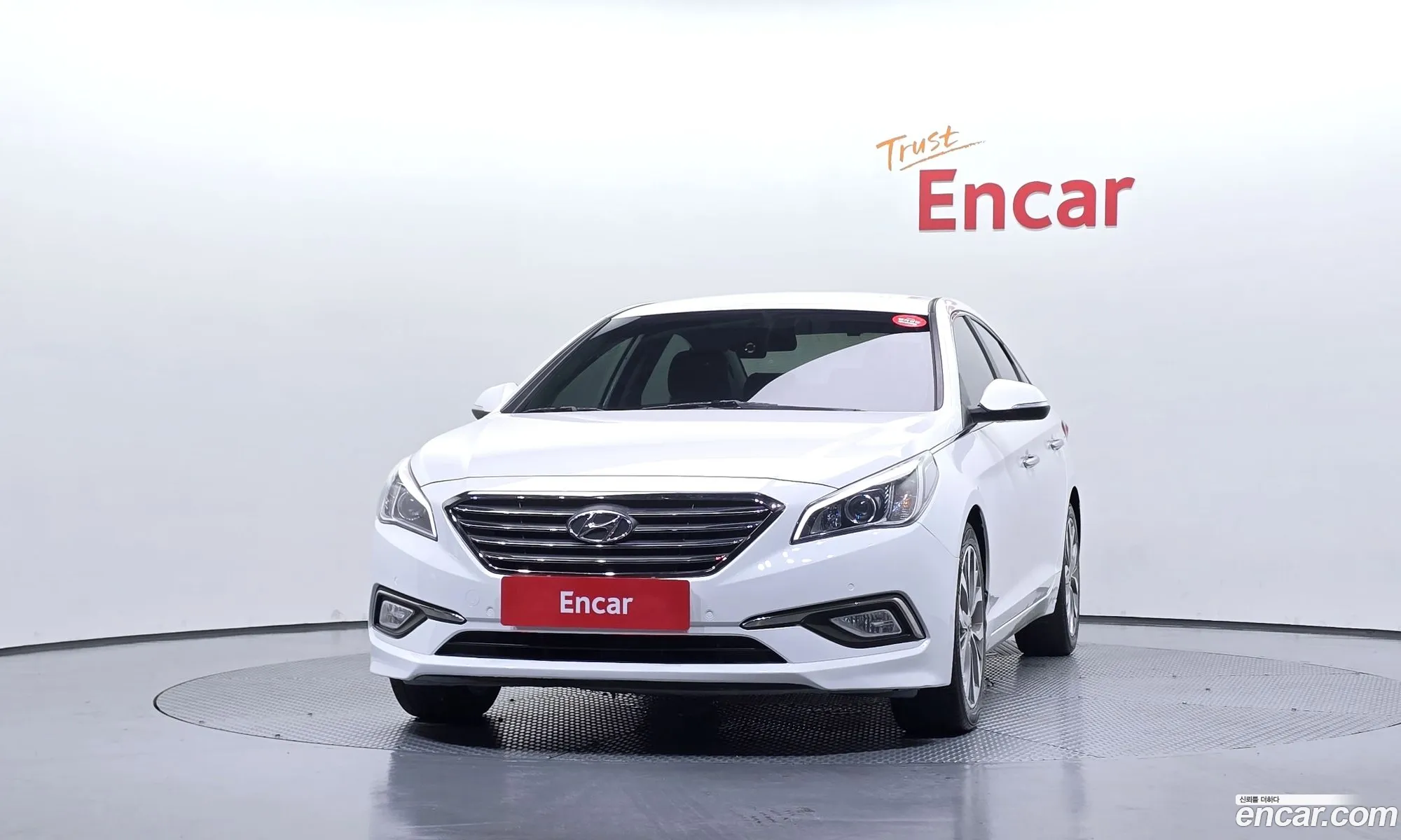 Hyundai LF Sonata 2014 — 27