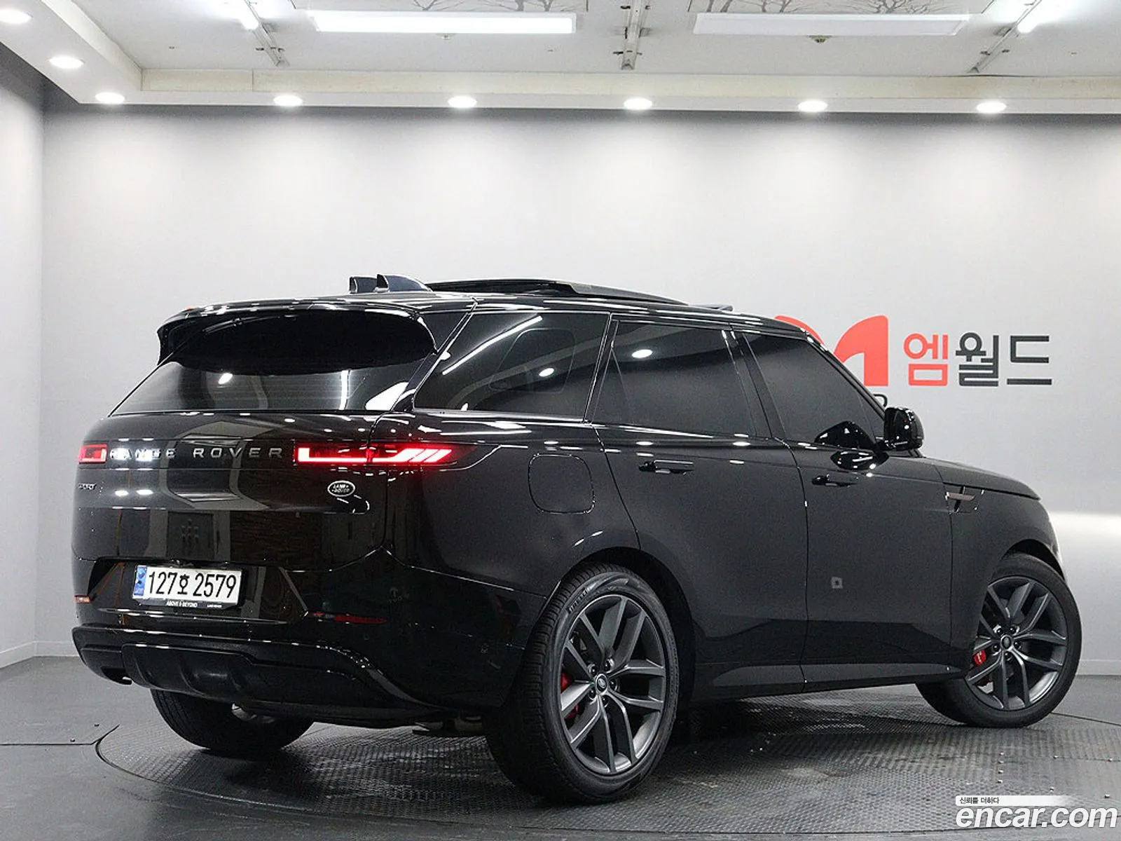 Land Rover Range Rover Sport 2023 — 2