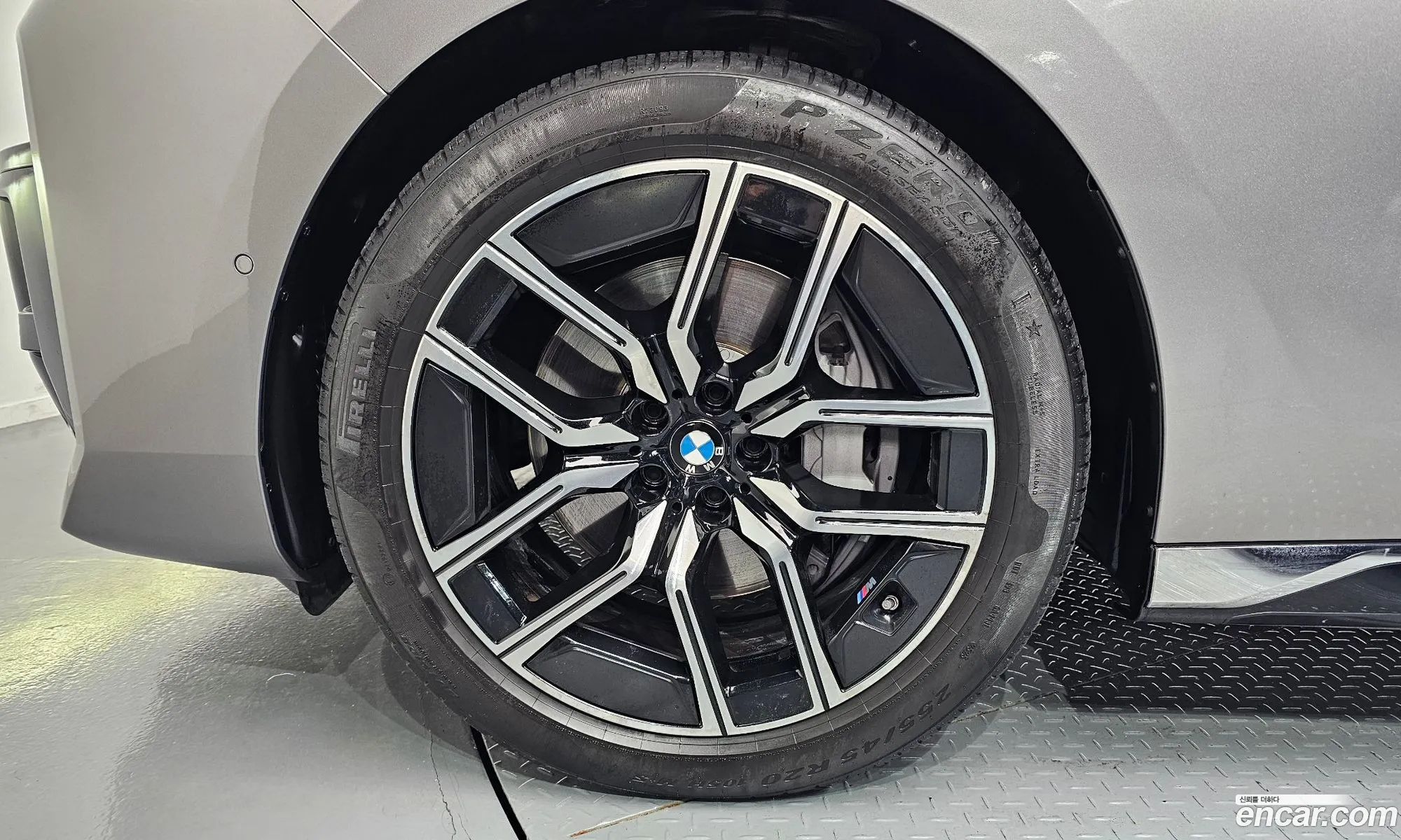 BMW 7 Series 2024 WBA31EH05RCS38155 — 17