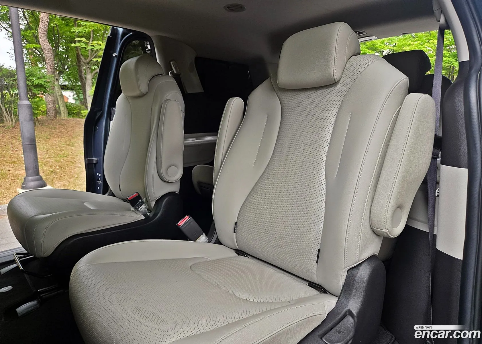 Kia Carnival 2021 — 11