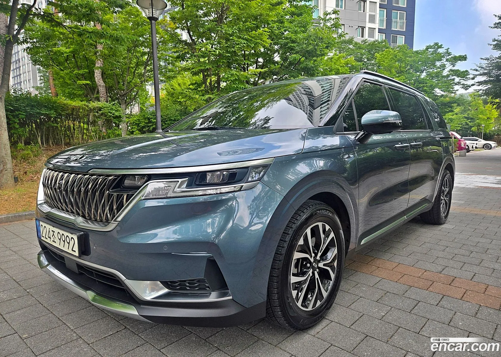 Kia Carnival 2021 — 8