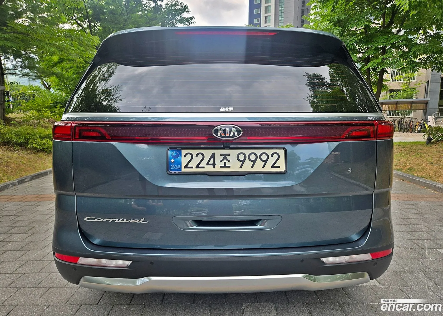Kia Carnival 2021 — 5