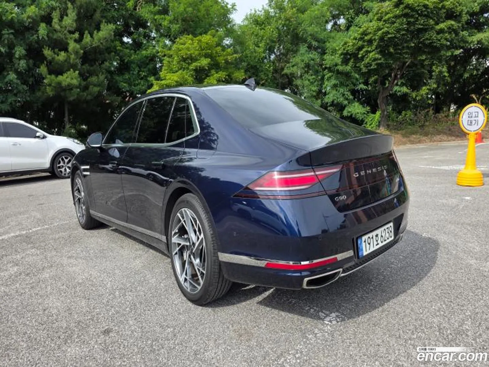 Genesis G90 2023 — 3