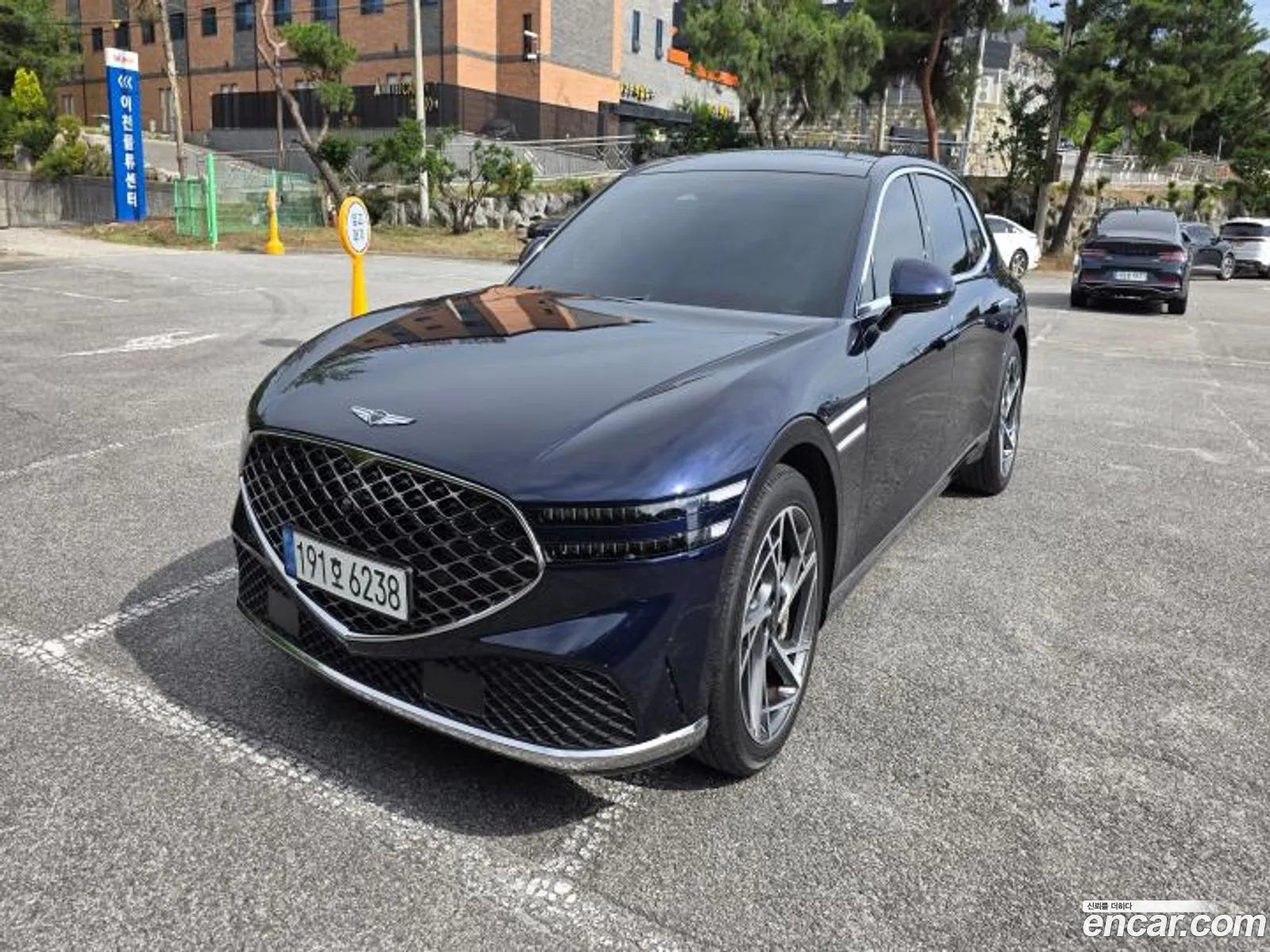 Genesis G90 2023 — 10