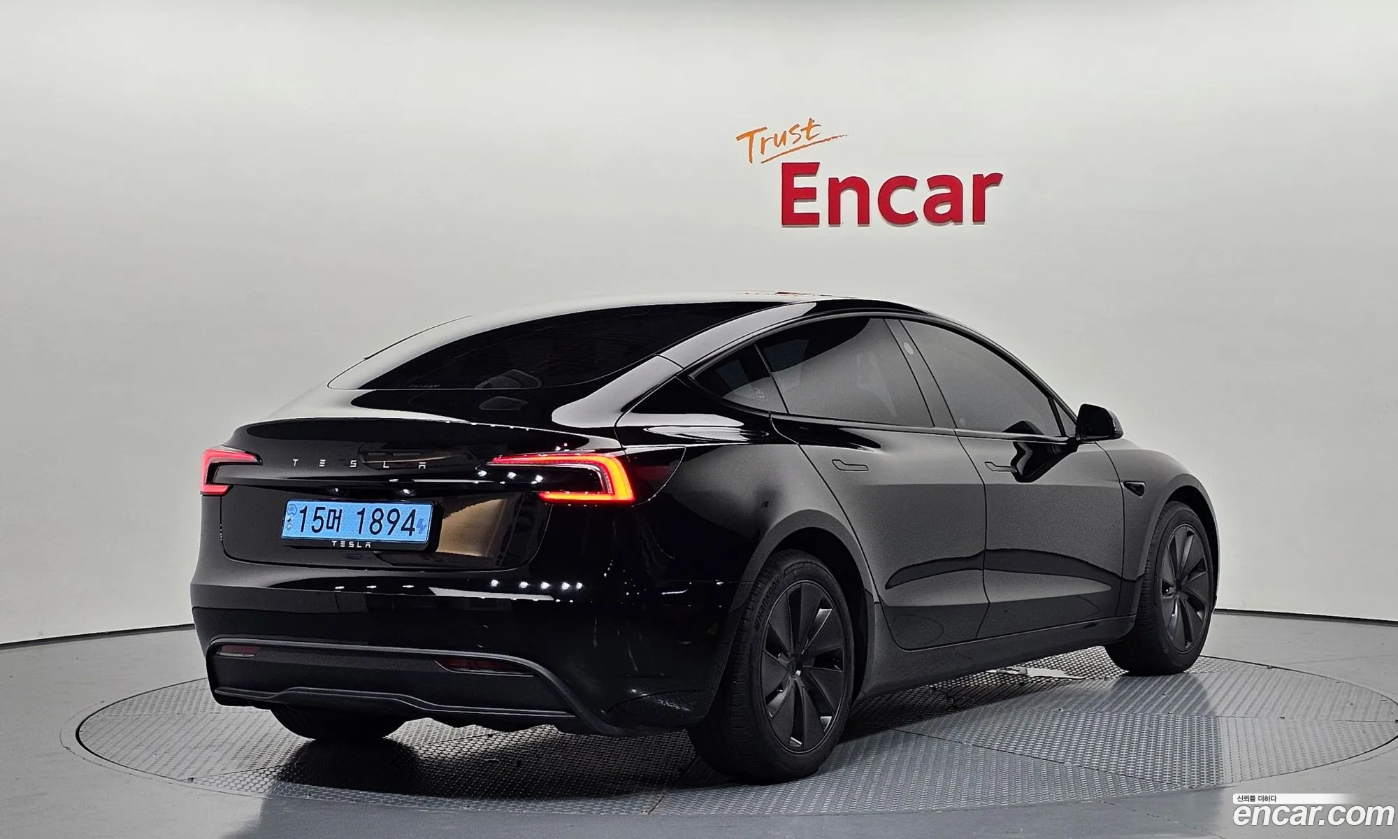 Tesla Model 3 2024 LRW3E7FS5RC253565 — 25