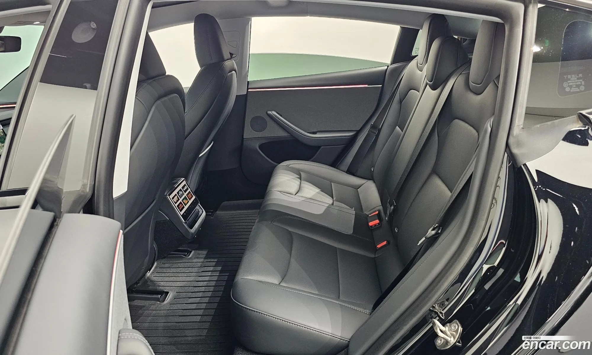 Tesla Model 3 2024 LRW3E7FS5RC253565 — 30