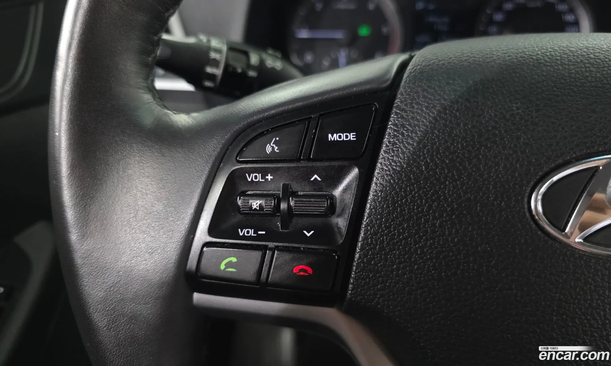 Hyundai Tucson 2016 KMHJ381ABHU323370 — 20
