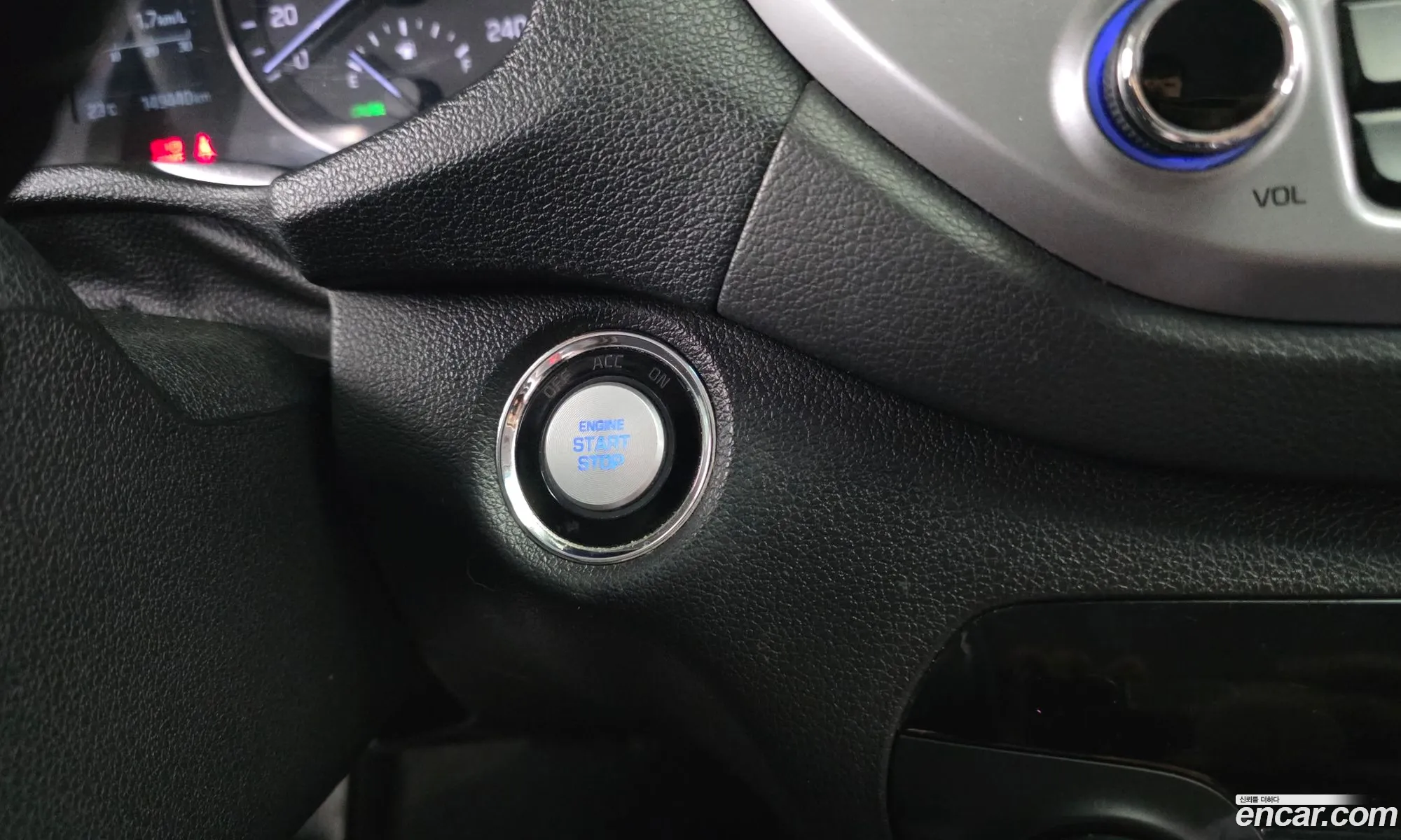 Hyundai Tucson 2016 KMHJ381ABHU323370 — 30