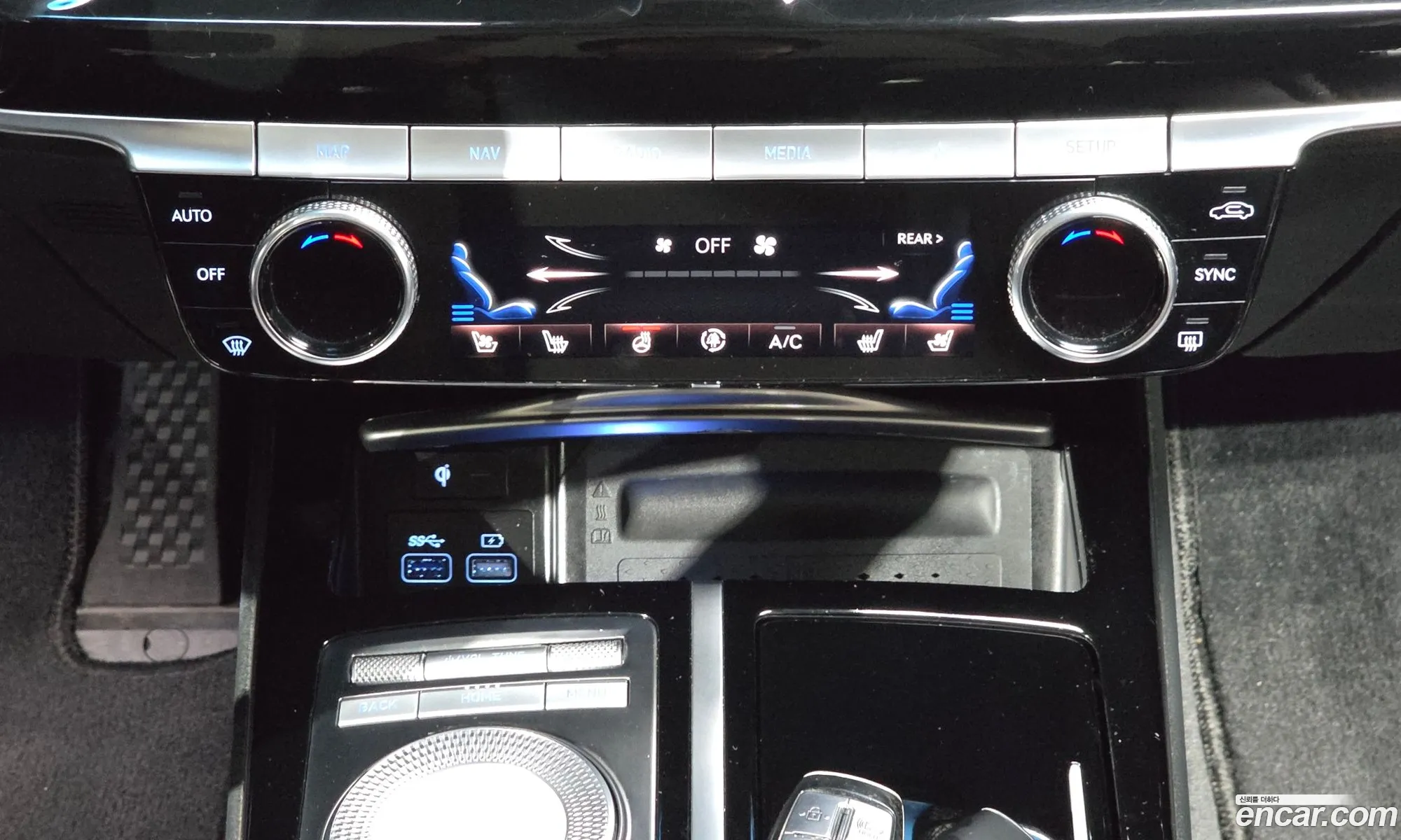 Genesis G80 2021 KMTGB41CBMU064552 — 6