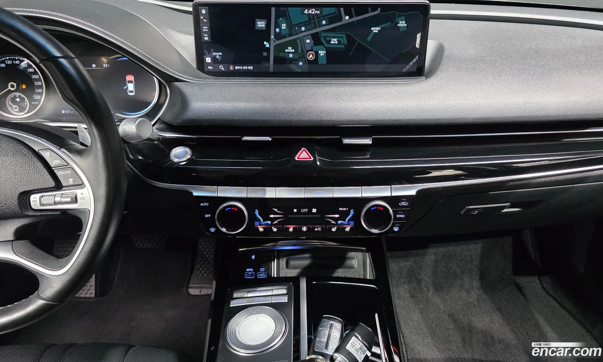 Genesis G80 2021 KMTGB41CBMU064552 — 12