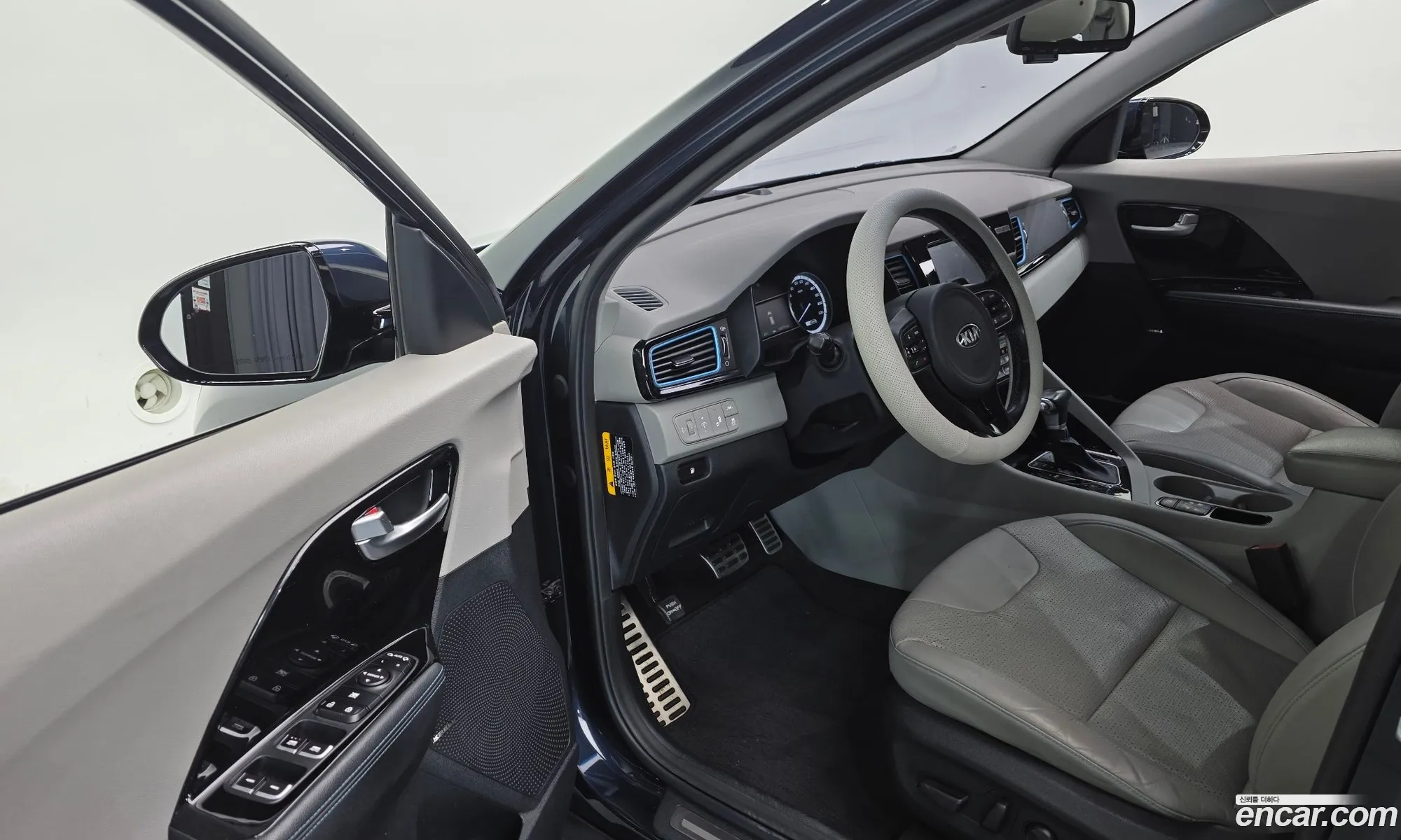 Kia Niro 2017 KNACC81CGHA018516 — 21