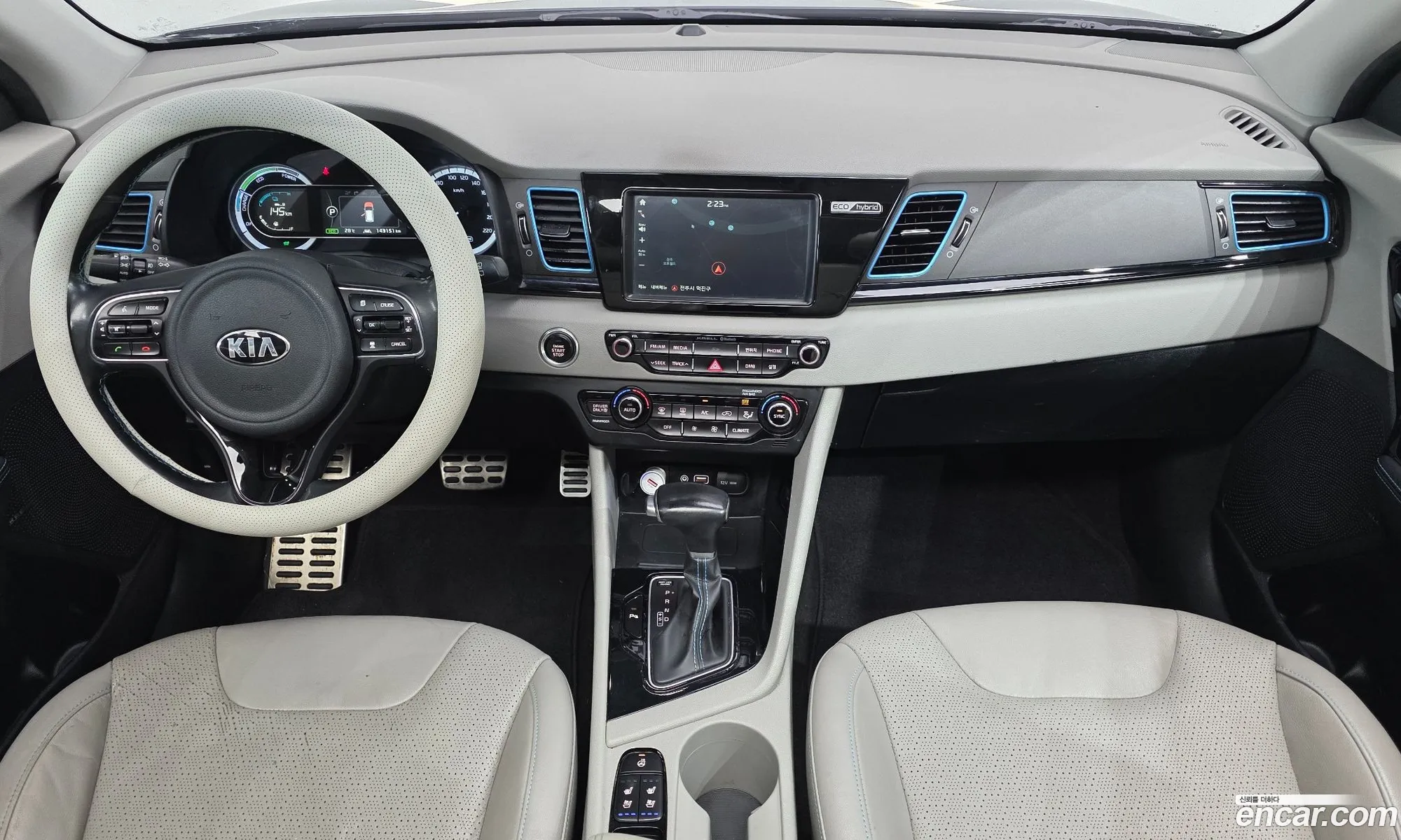 Kia Niro 2017 KNACC81CGHA018516 — 5