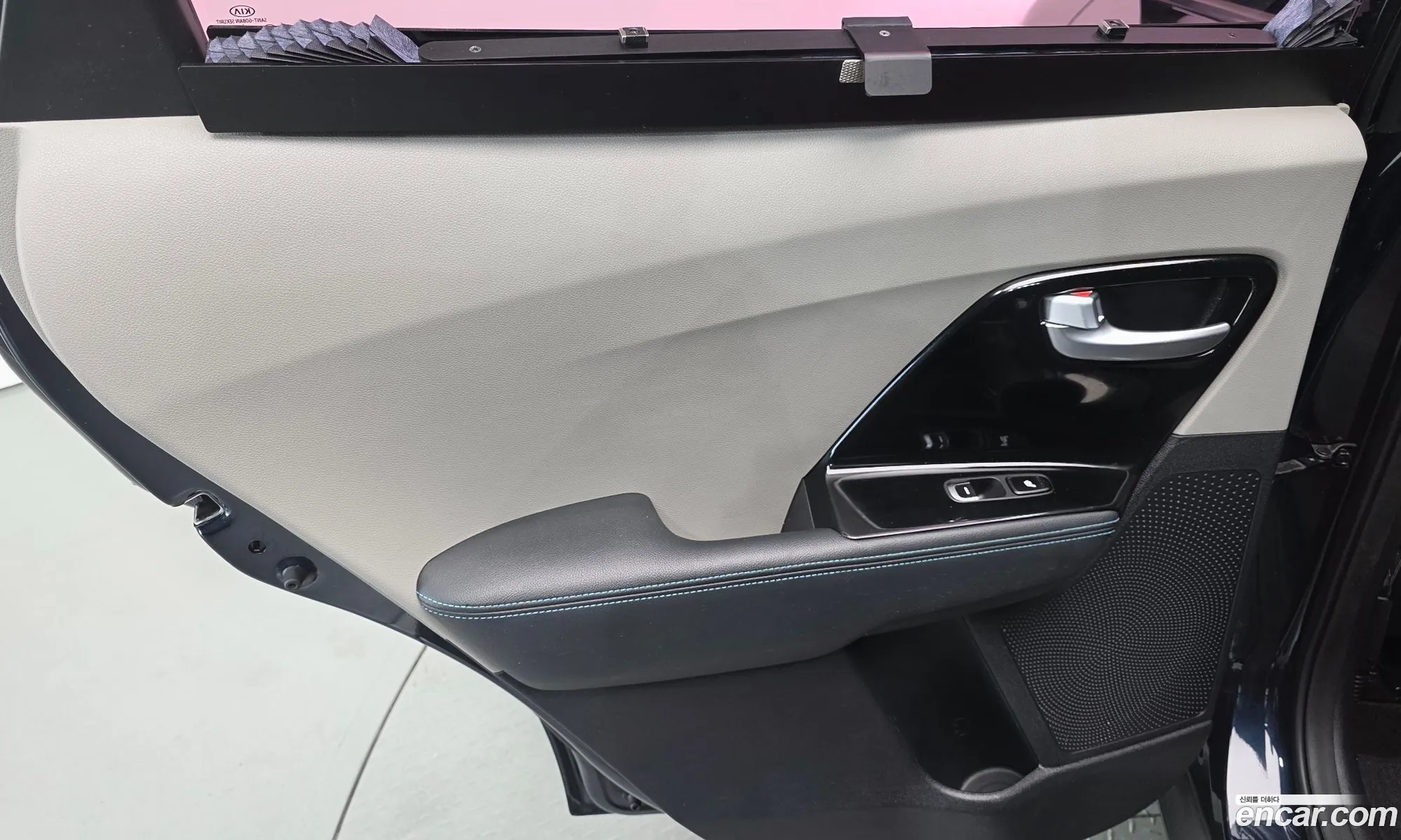 Kia Niro 2017 KNACC81CGHA018516 — 16