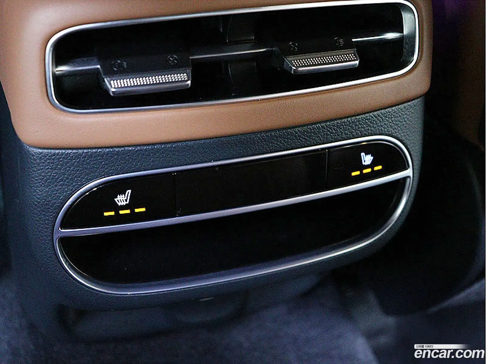 Genesis GV70 2023 — 8