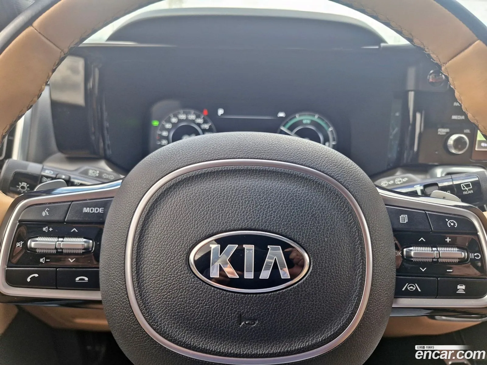 Kia Sorento 2020 — 14