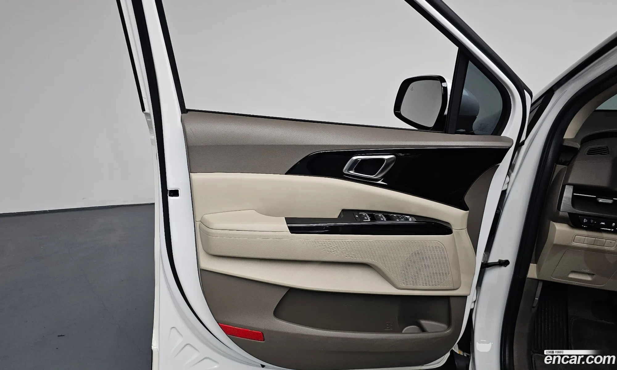 Kia Carnival 2021 KNANC81BBMS044565 — 27