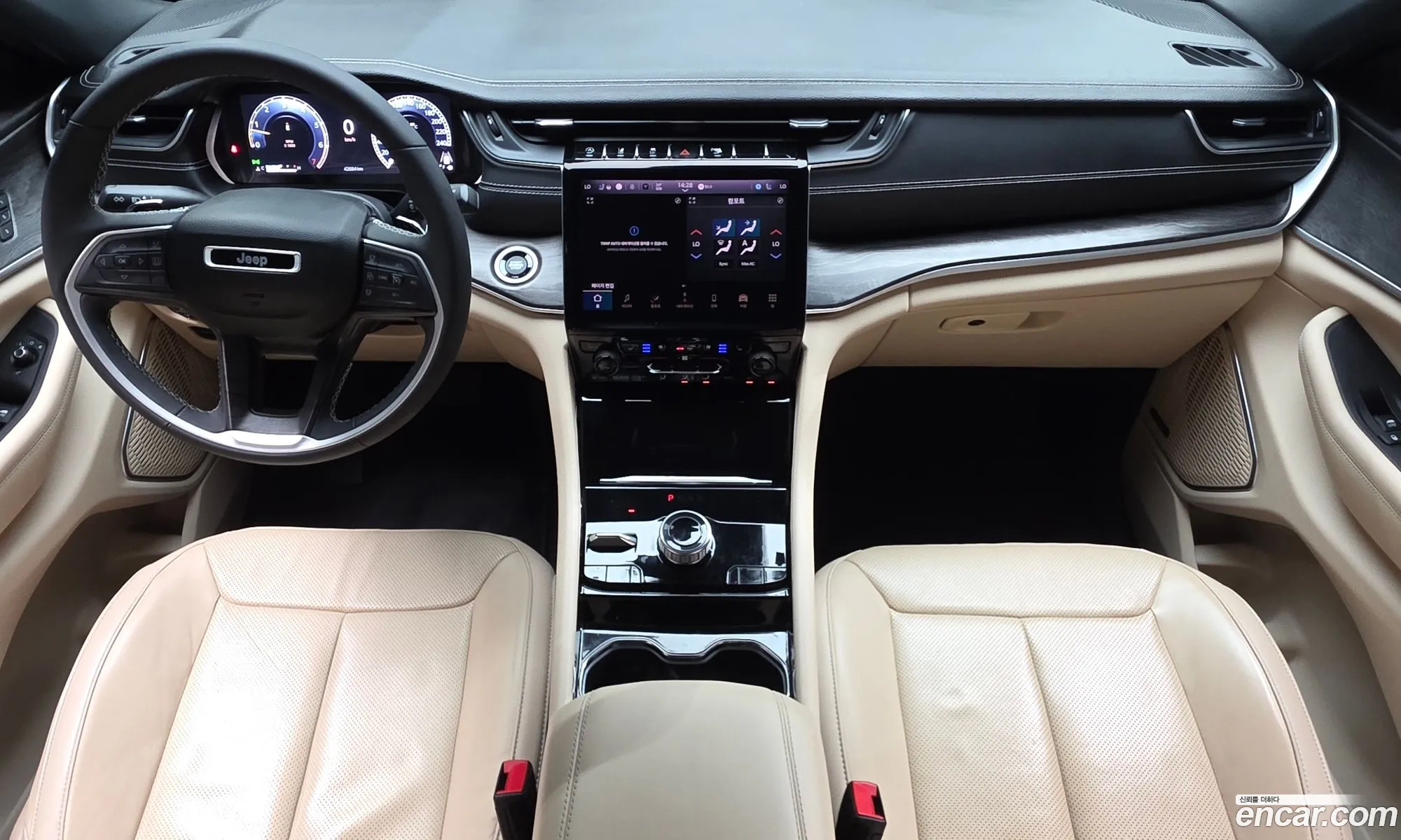 Jeep Grand Cherokee 2023 — 12